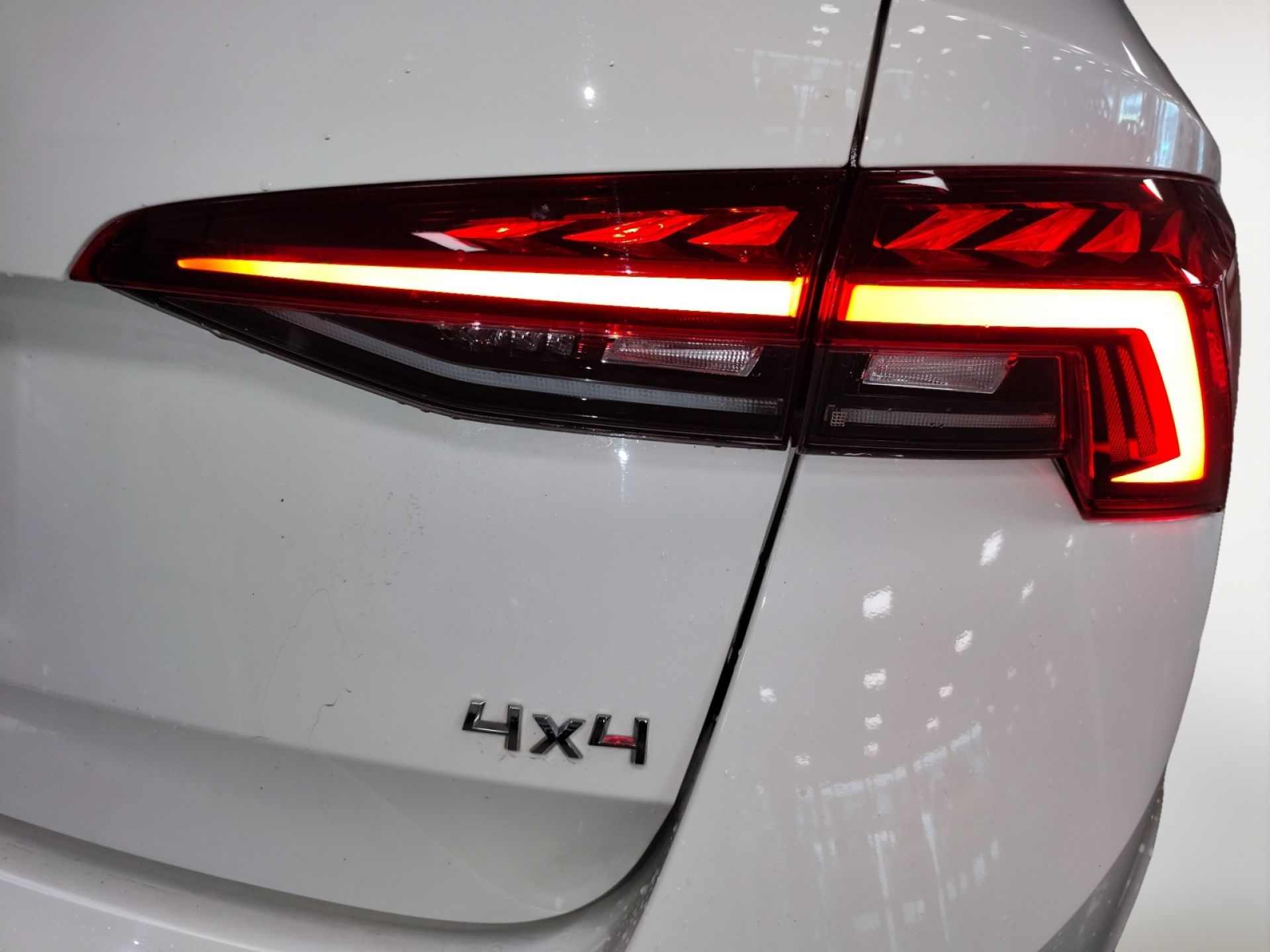 Skoda Octavia Combi 2.0 TDI 110kW(150CV) DSG 4x4 Scout