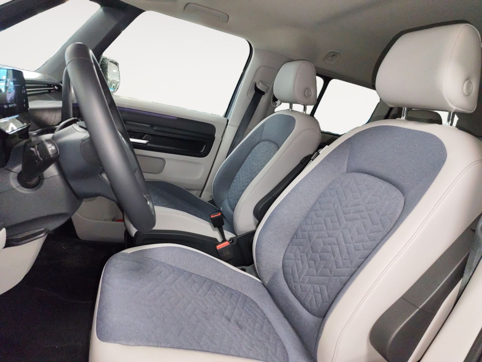 Volkswagen ID. BUZZ Pro 5 asientos 210kW (286CV)