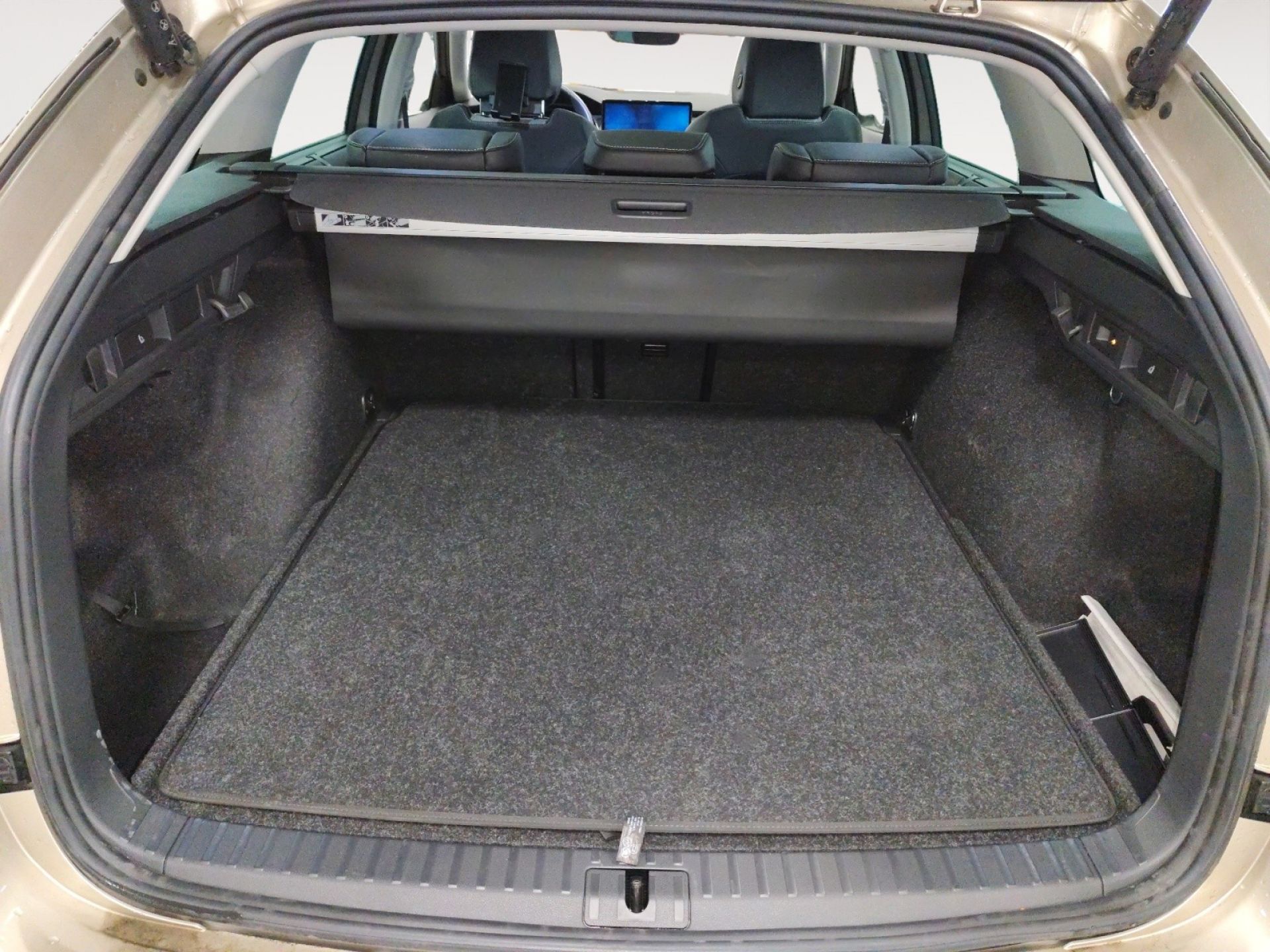 Skoda Octavia Combi 1.5 TSI 110kW DSG m-HEV Selection