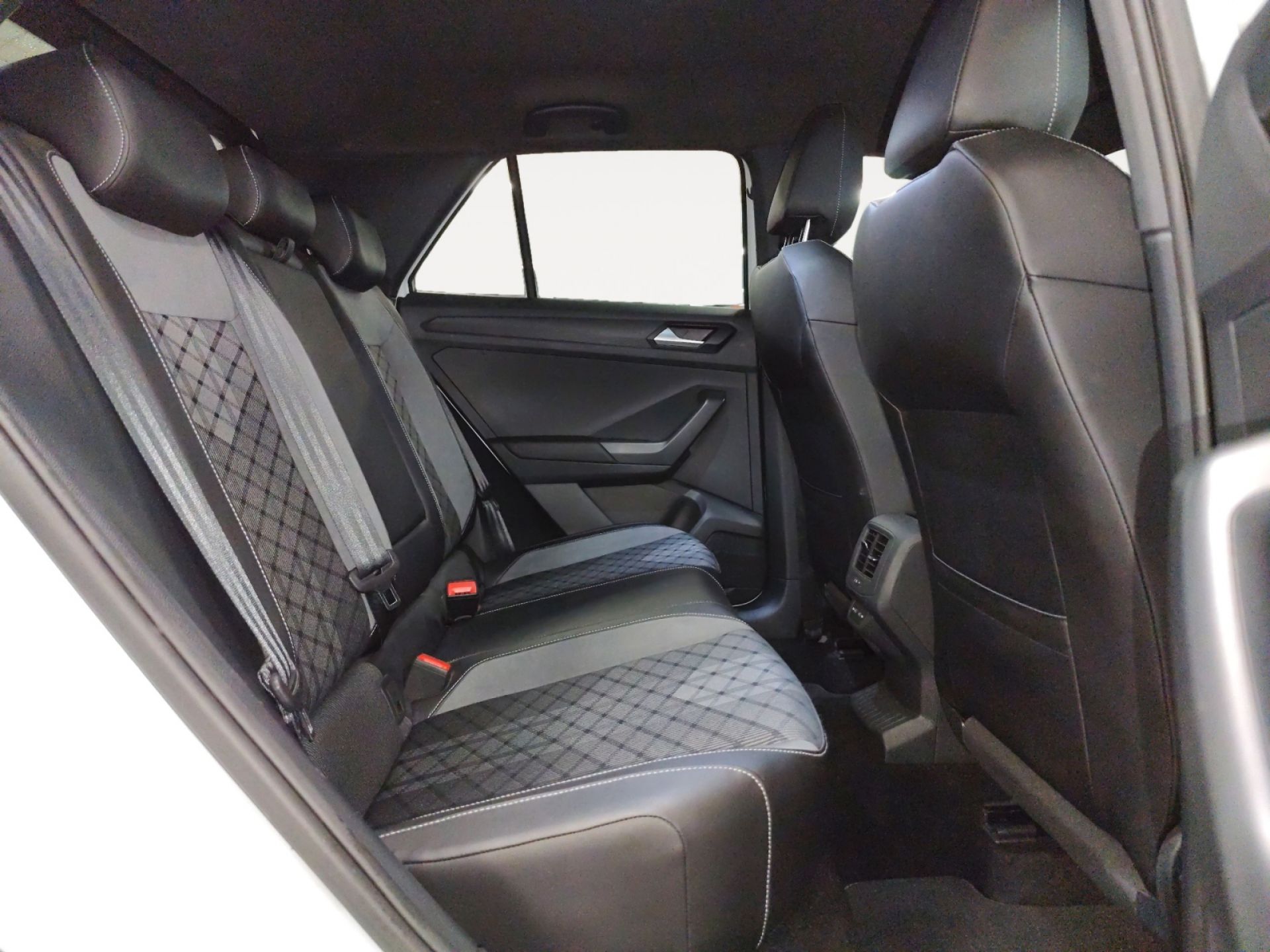 Volkswagen T-Roc R-Line 2.0 TDI 110kW (150CV) DSG