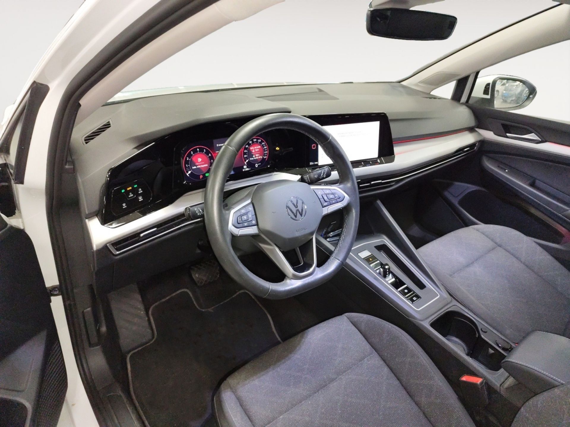 Volkswagen Golf Life 1.0 eTSI 81kW (110CV) DSG