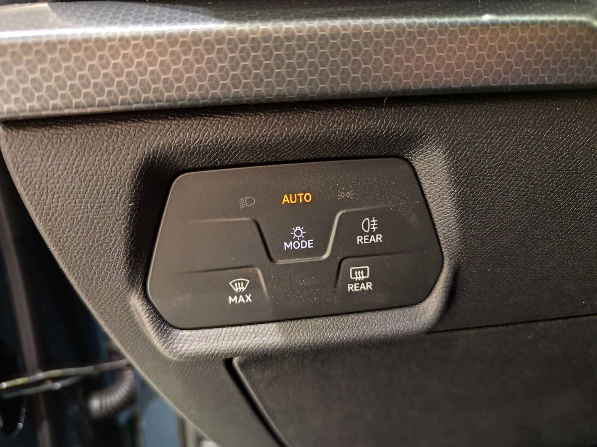 SEAT Nuevo León 1.5 TSI 85kW S&S Style EVO Edition