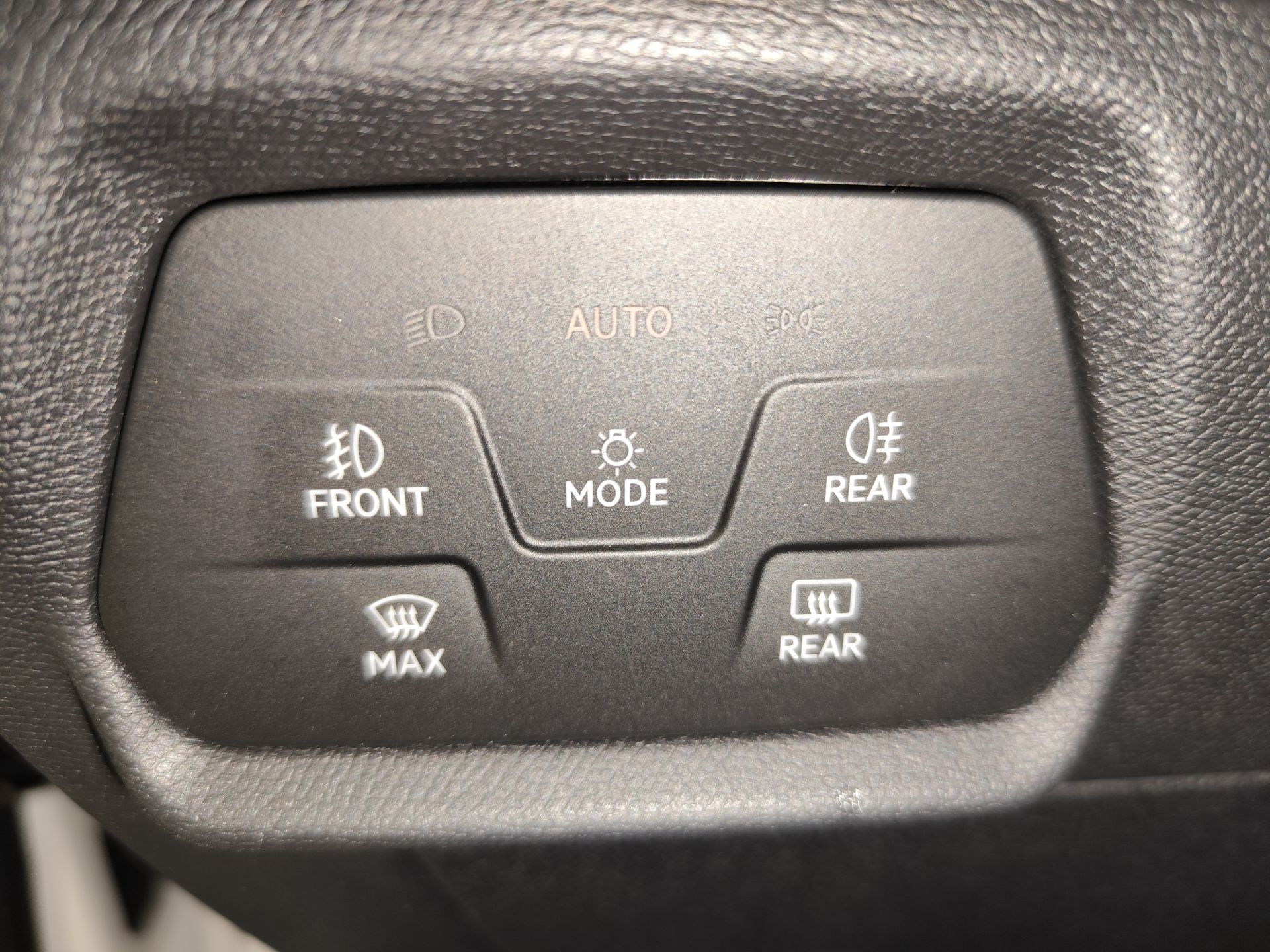 SEAT Nuevo León SP 1.5 TSI 85kW Style 25 Aniversario