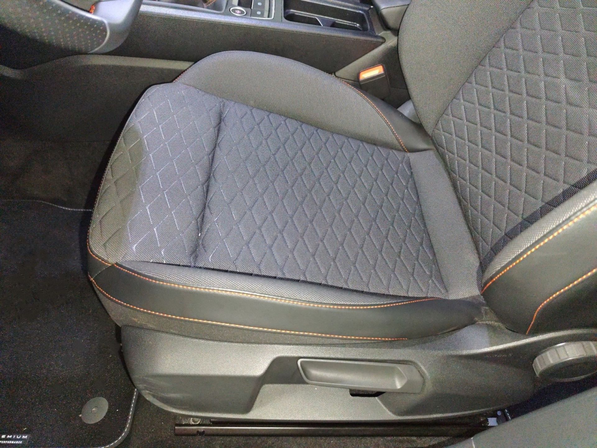 SEAT Nuevo León SP 1.5 TSI 110kW FR Special Edition