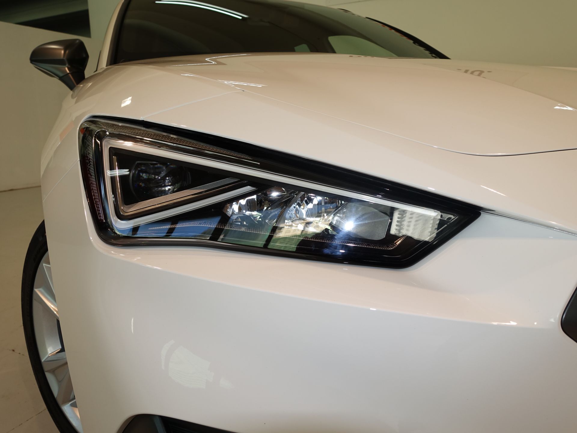 SEAT Nuevo León SP 2.0 TDI 110kW DSG S&S FR XL