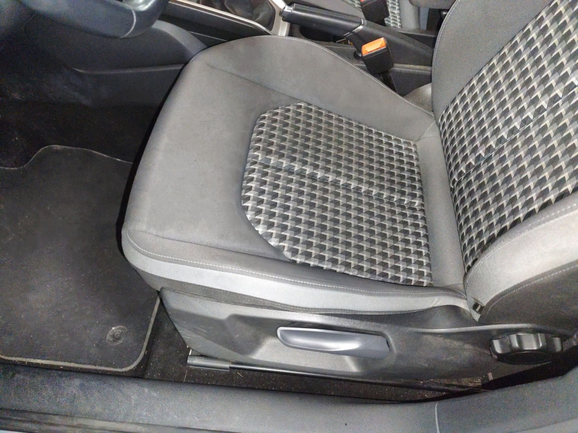 Audi A1 Sportback Adrenalin 25 TFSI 70kW (95CV)