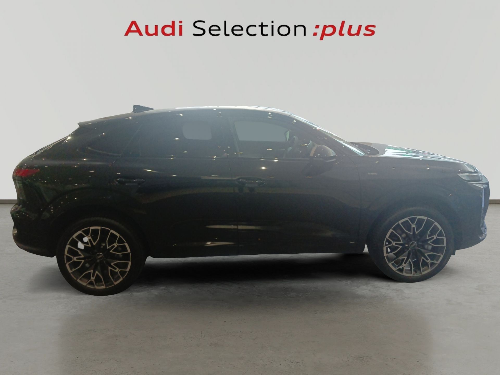Audi Q3 Sportback Black line e-hybrid 200 kW