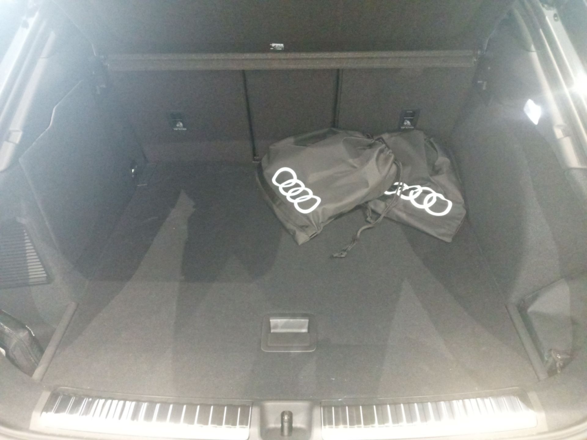 Audi Q3 Sportback Black line e-hybrid 200 kW