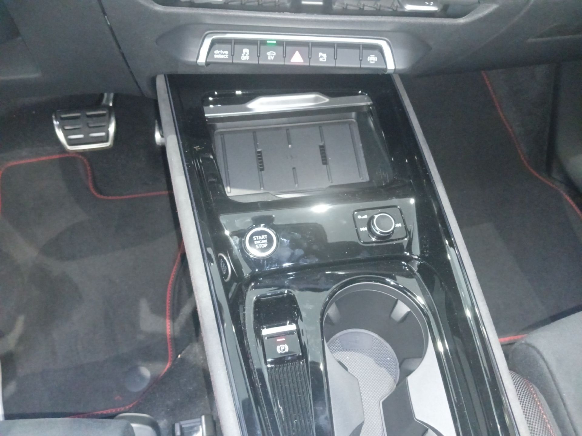 Audi Q3 Sportback Black line e-hybrid 200 kW