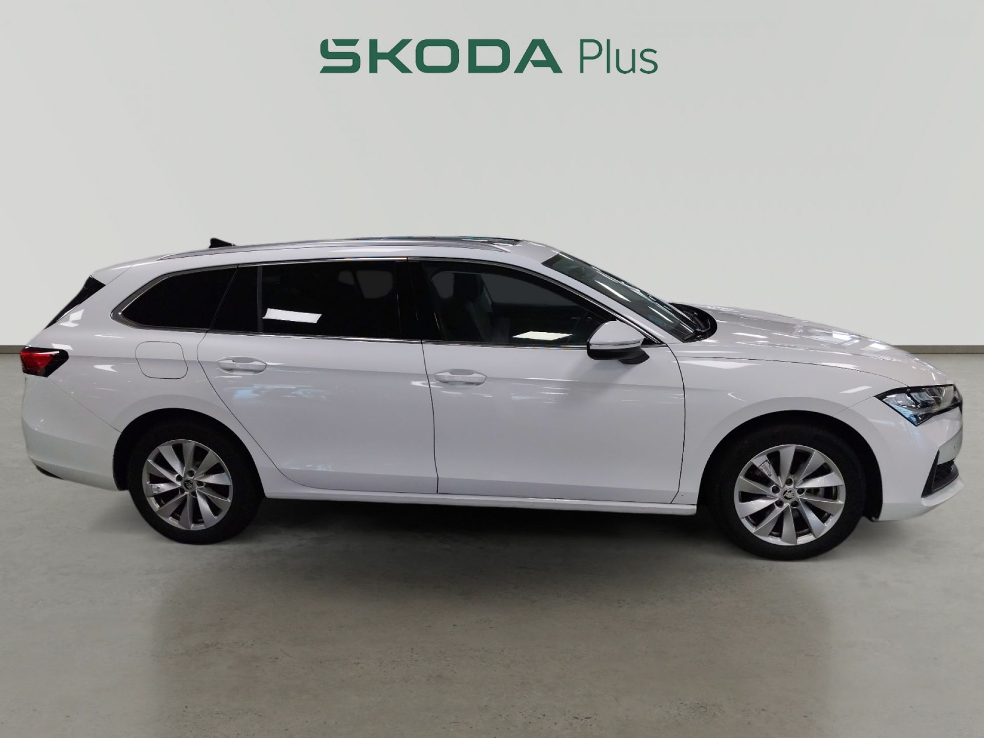 Skoda Superb Combi 2.0 TDI 110kW DSG Selection