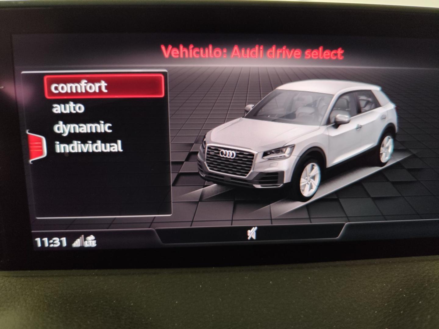 Audi Q2 Adrenalin 30 TDI 85kW (116CV) S tronic
