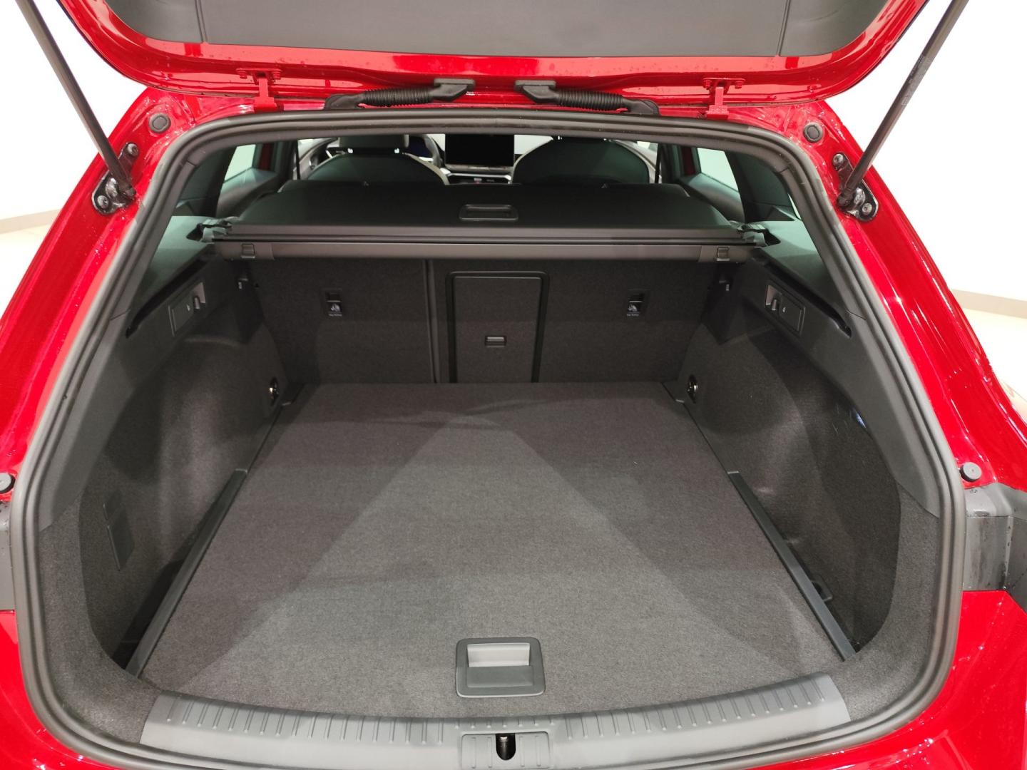 SEAT Nuevo León SP 1.5 eTSI 110kW DSG FR Special Edition