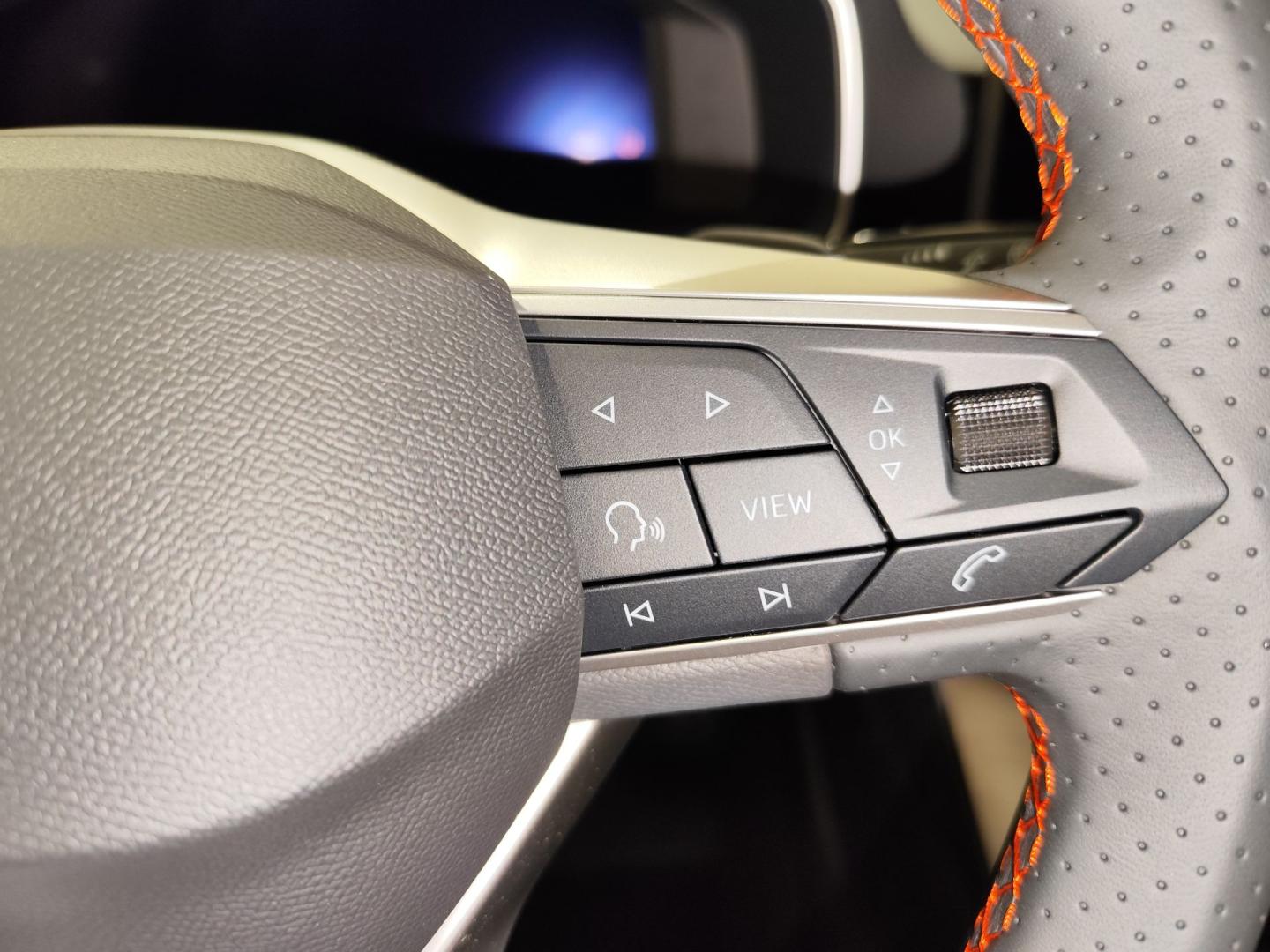 SEAT Nuevo León SP 1.5 eTSI 110kW DSG FR Special Edition