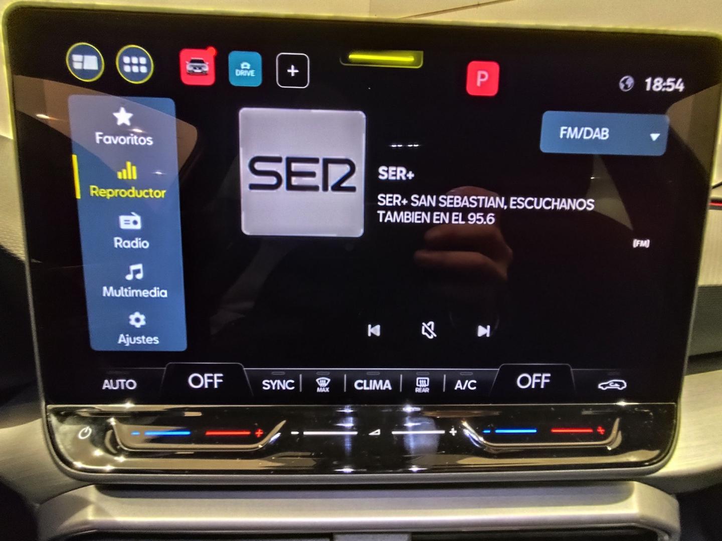 SEAT Nuevo León SP 1.5 eTSI 110kW DSG FR Special Edition