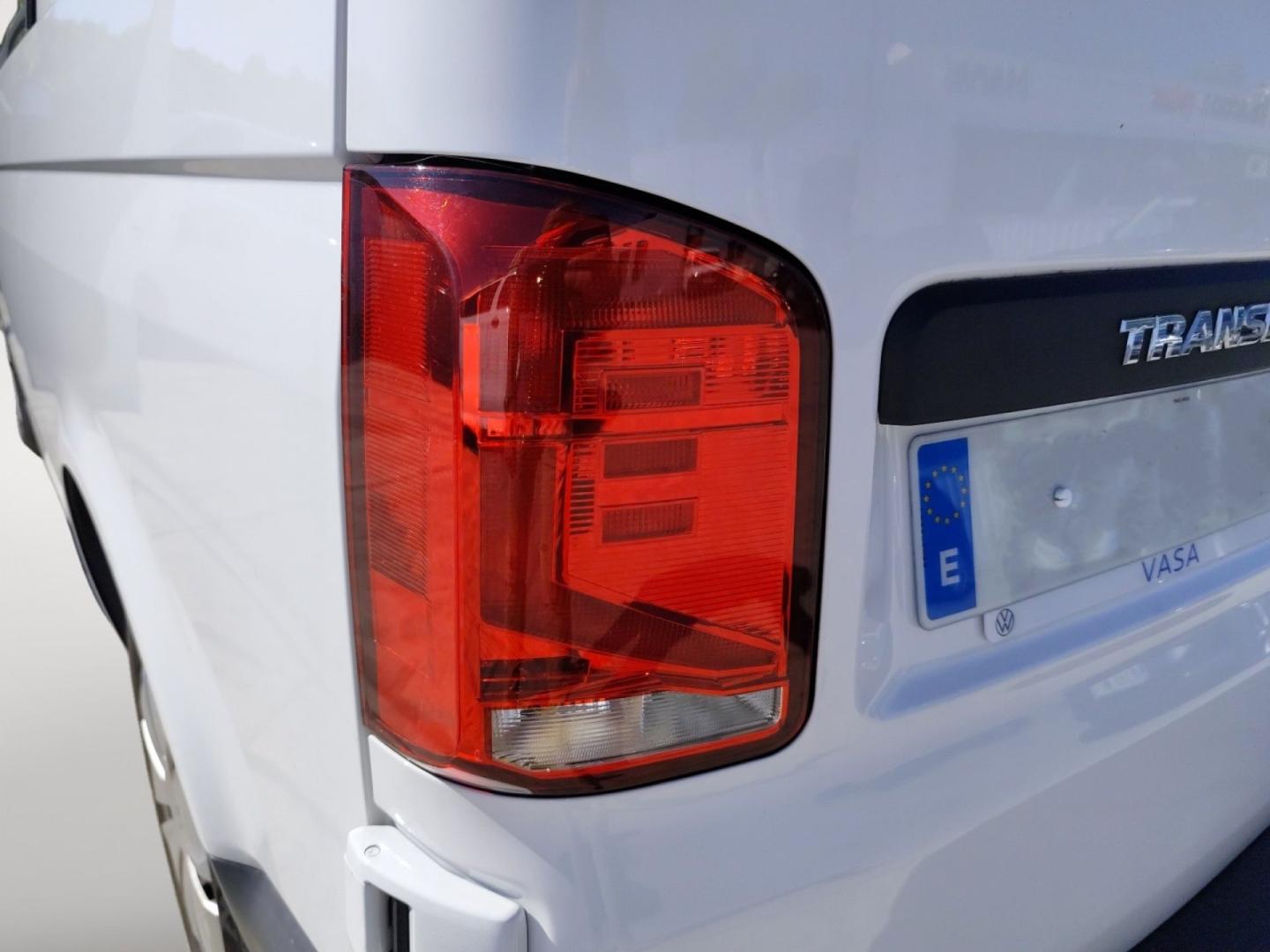 Volkswagen Transporter Mixto Corto TN 2.0 TDI 81kW (110CV) BMT