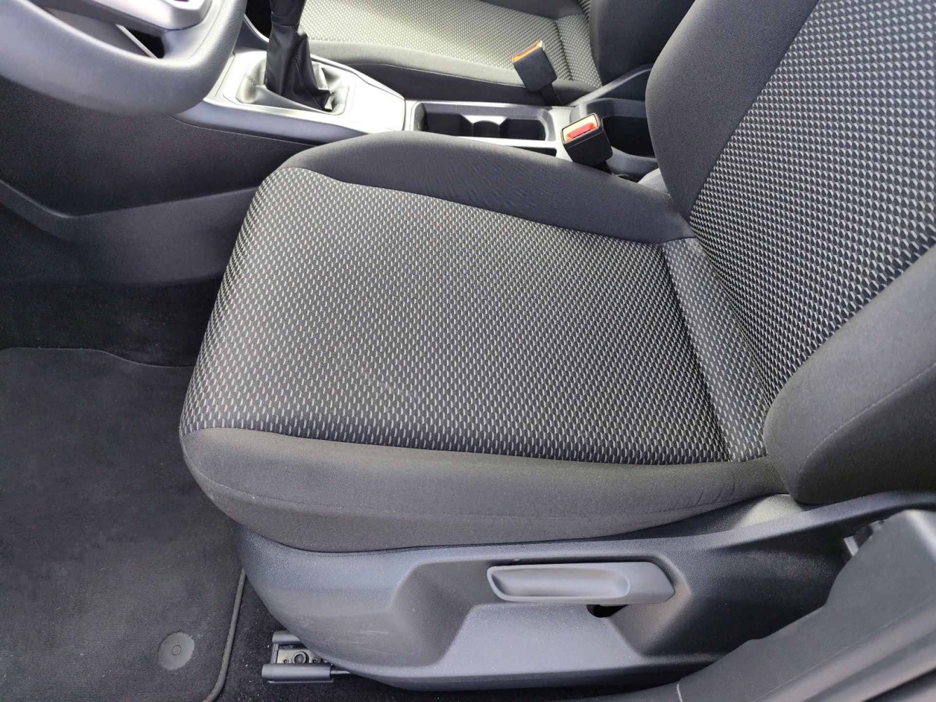 Volkswagen T-Roc Business 2.0 TDI 85kW (115CV)