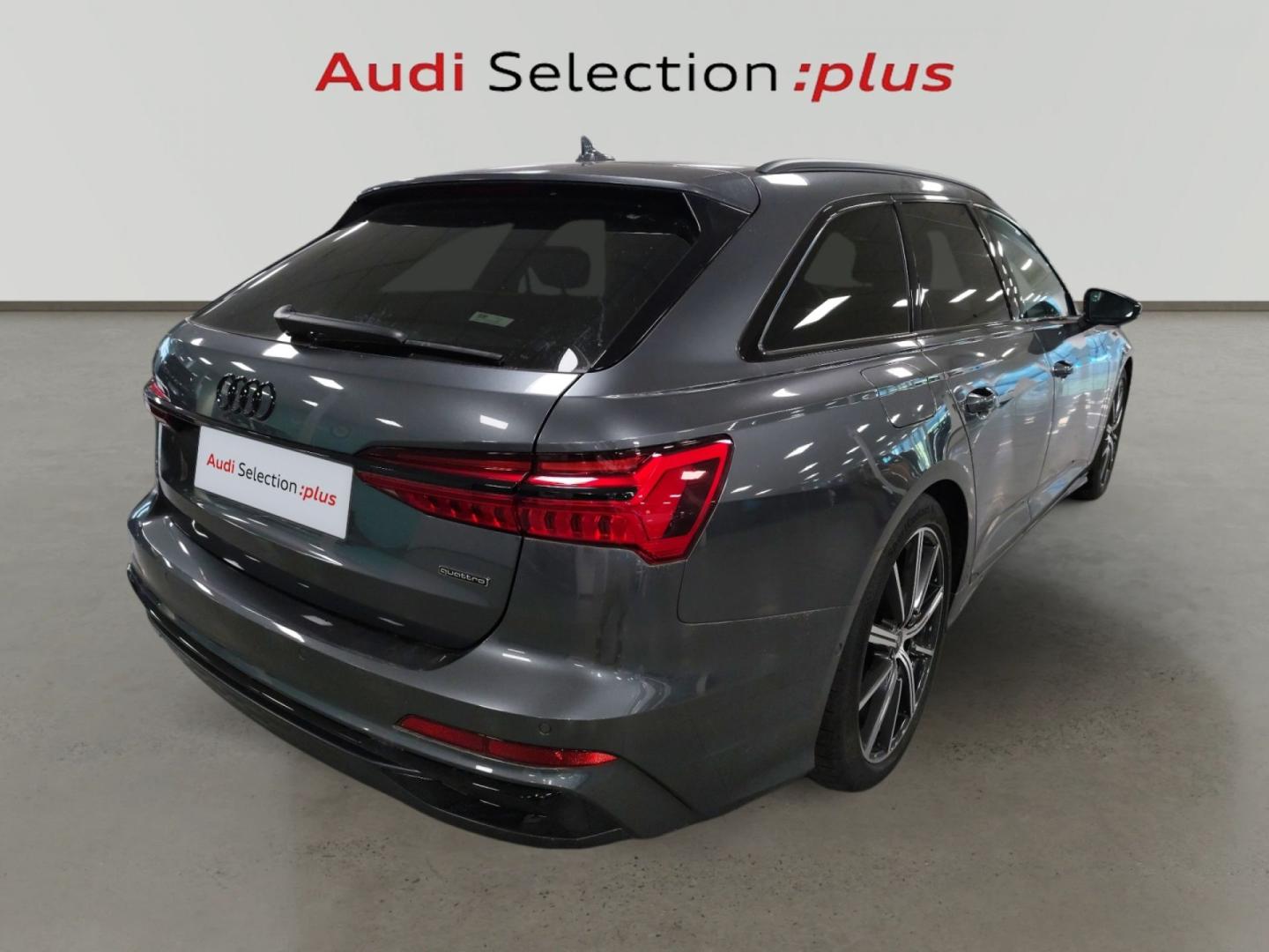 Audi A6 Avant Black Line 45 TDI quattro S tronic