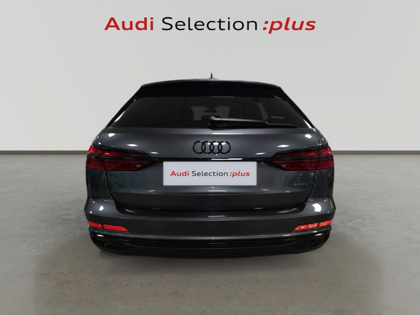 Audi A6 Avant Black Line 45 TDI quattro S tronic