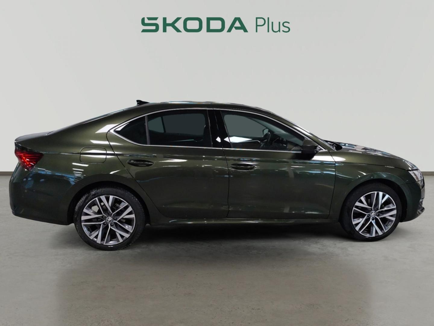 Skoda Octavia 1.5 TSI m-HEV 110kW(150CV) DSG Selection