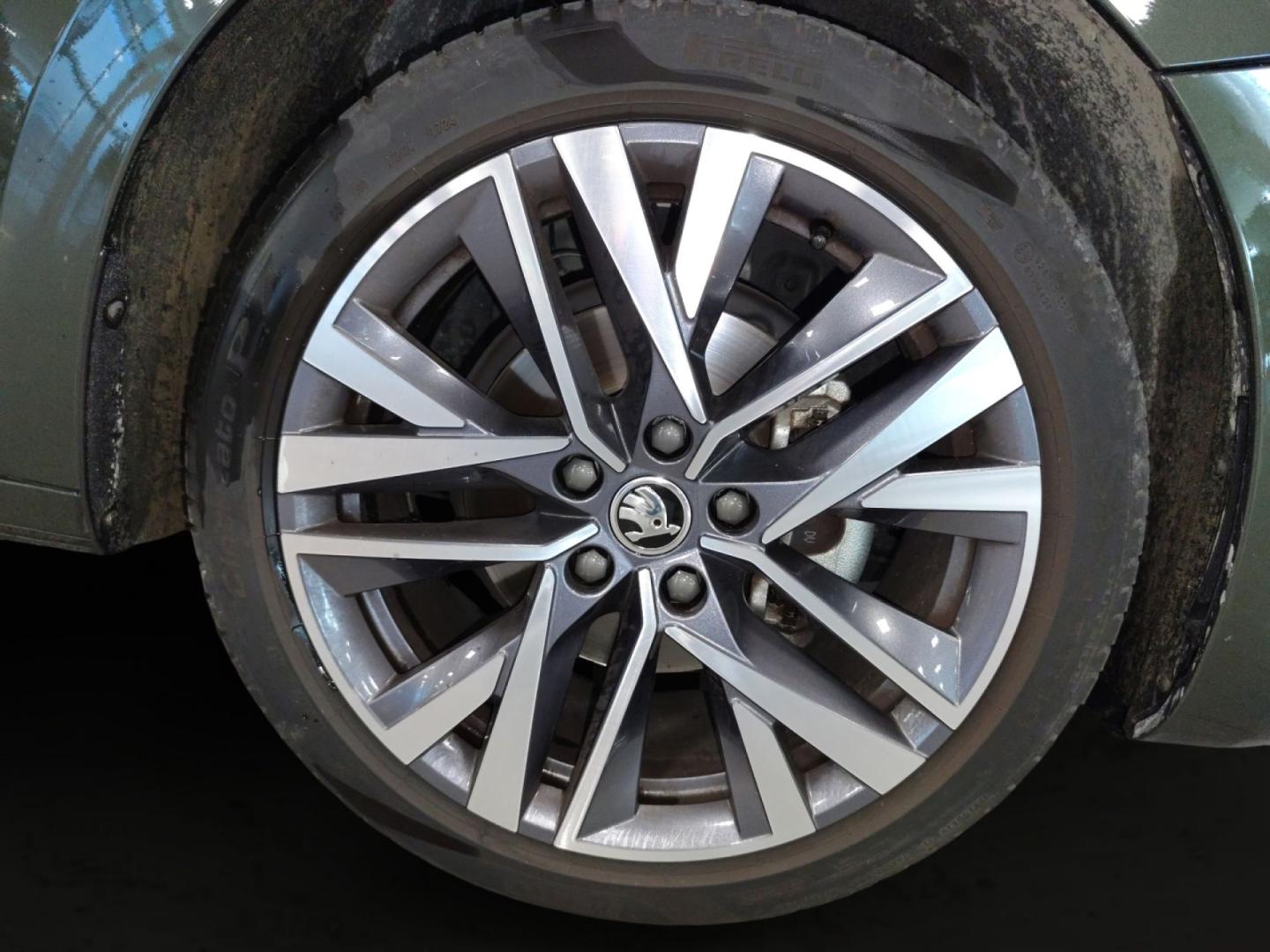 Skoda Octavia 1.5 TSI m-HEV 110kW(150CV) DSG Selection