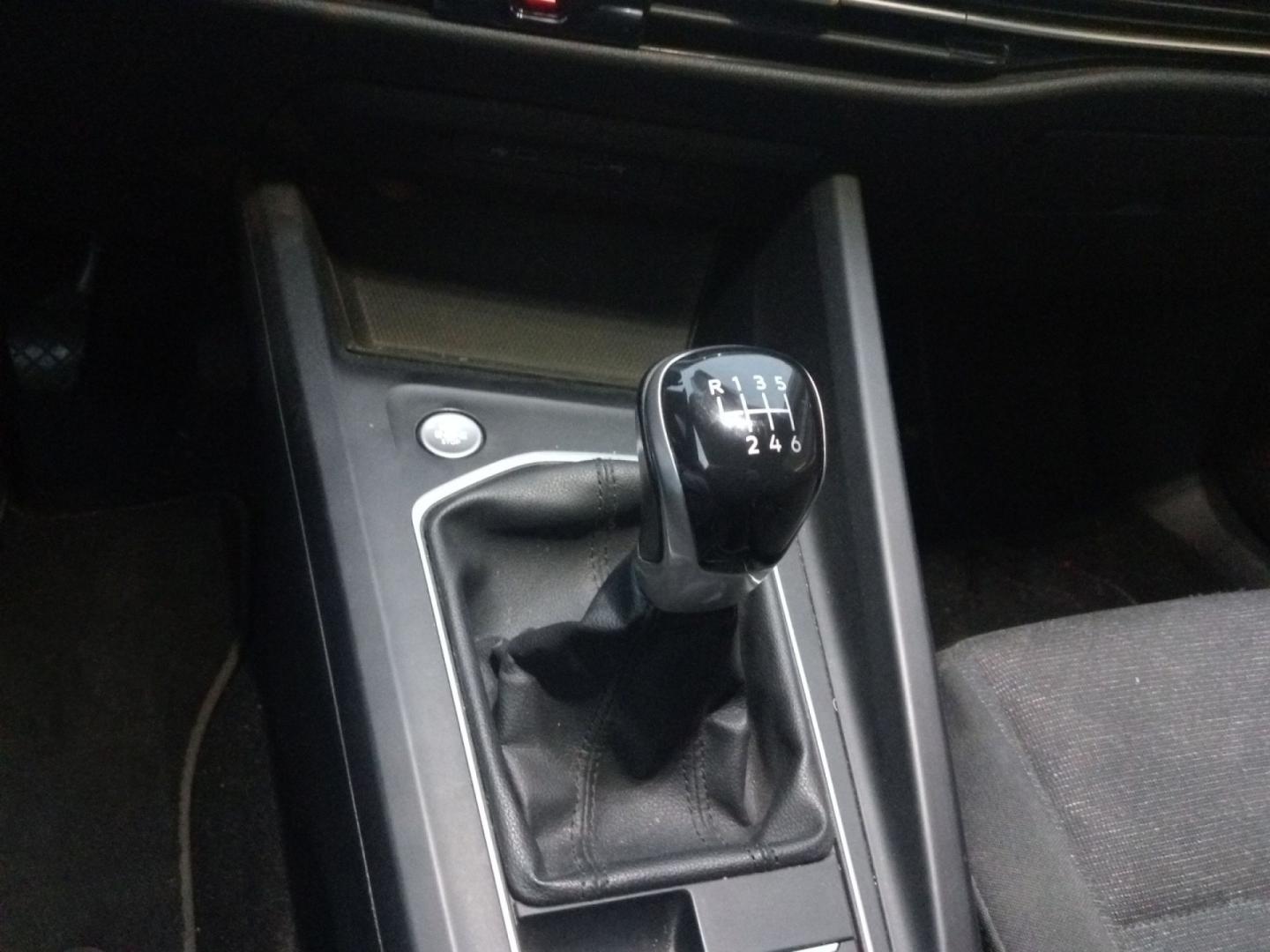 Volkswagen Golf Life 1.5 TSI 96kW (130CV)