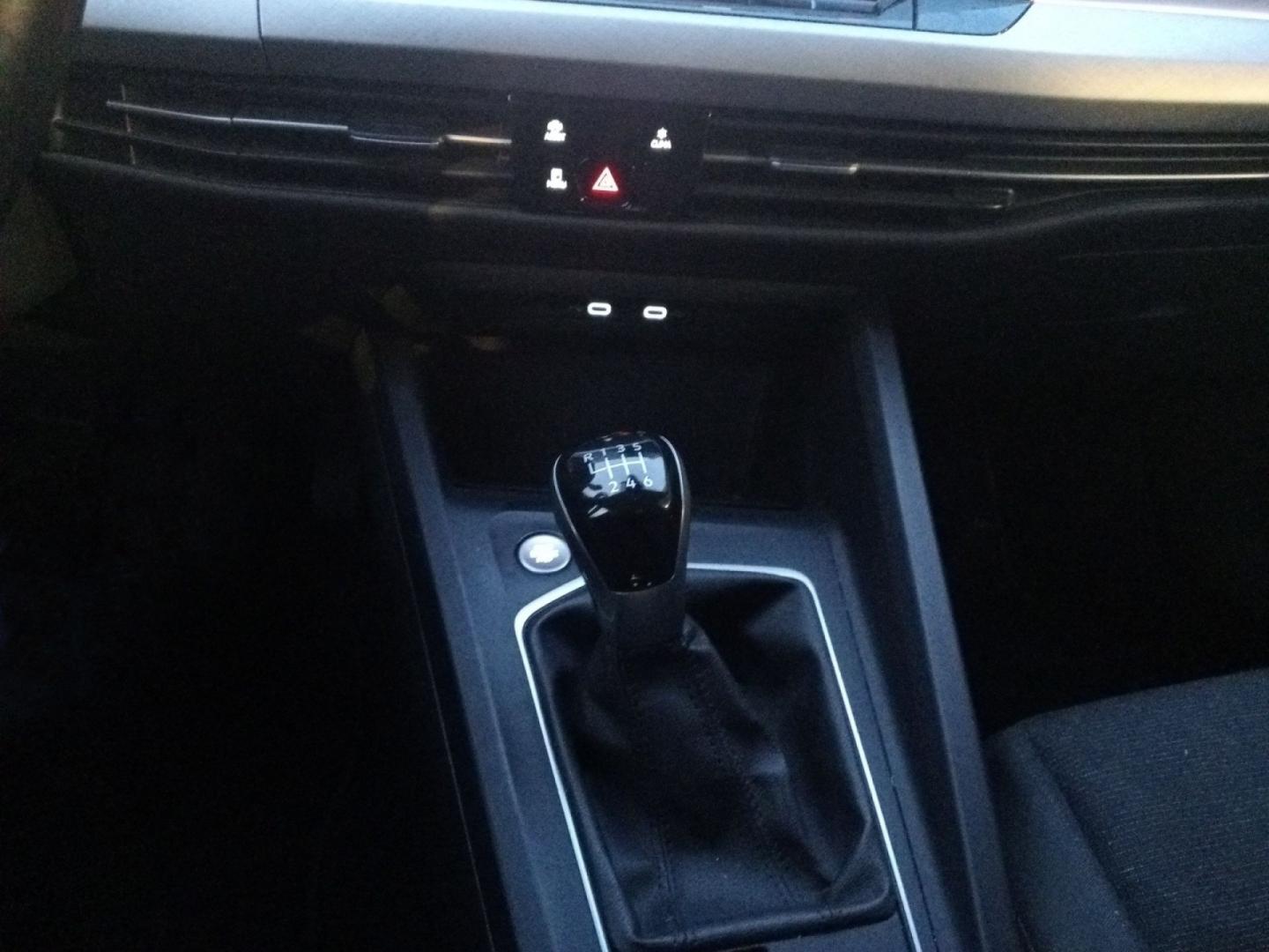 Volkswagen Golf Life 1.5 TSI 96kW (130CV)