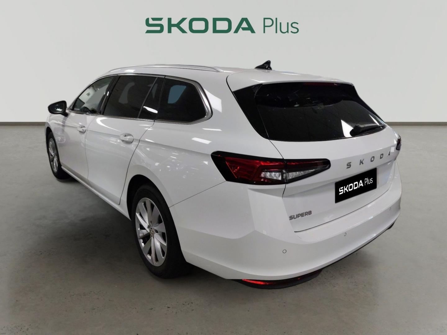 Skoda Superb Combi 2.0 TDI 110kW DSG Selection