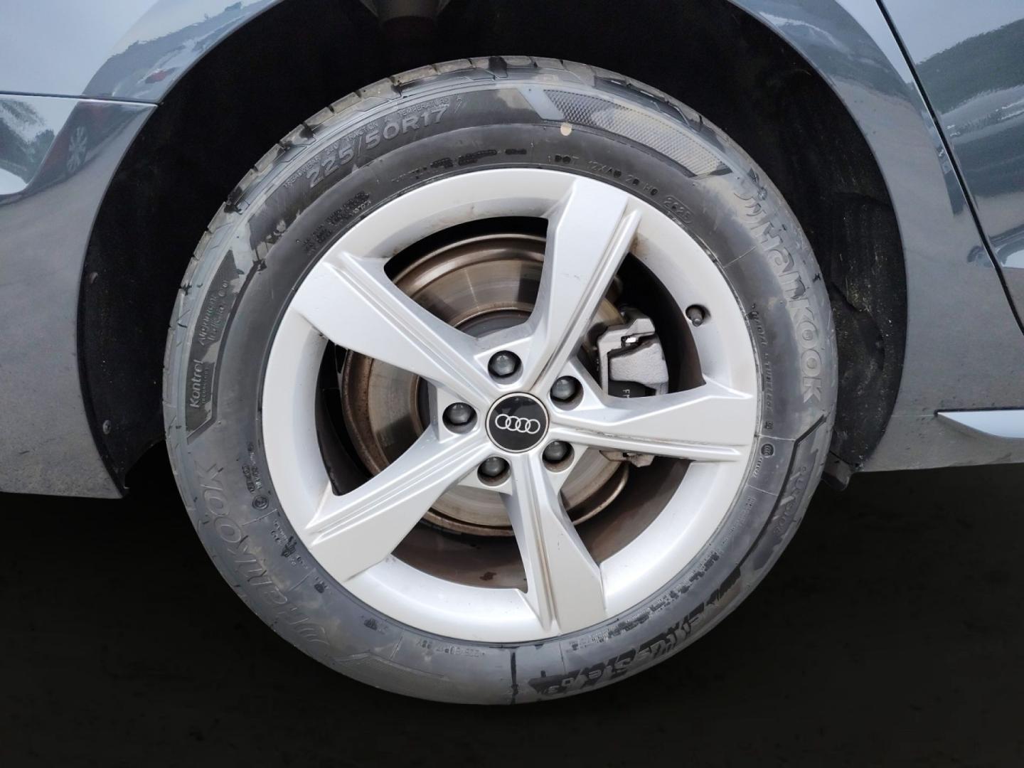 Audi A4 Avant Advanced 30 TDI 100kW S tronic