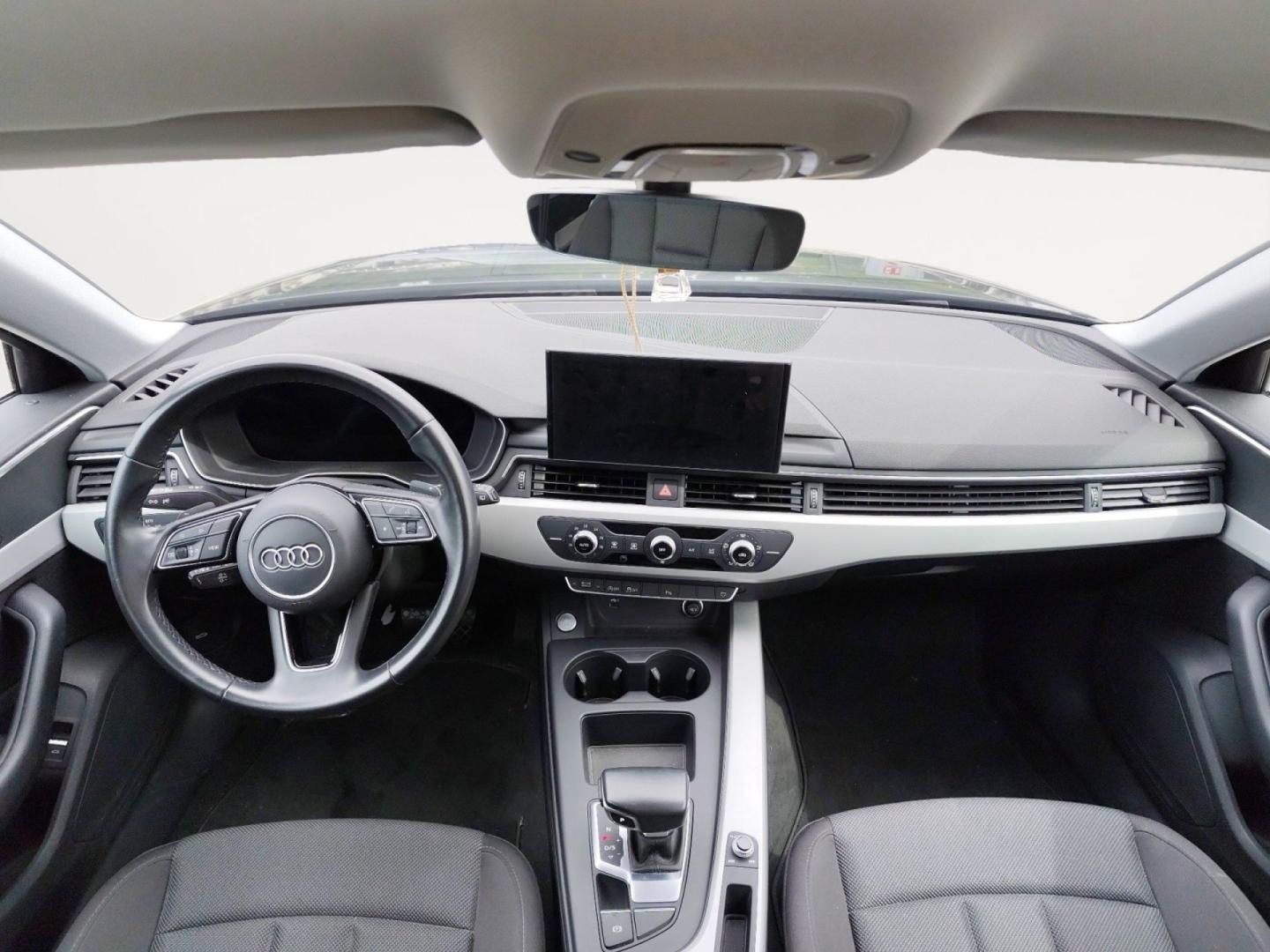Audi A4 Avant Advanced 30 TDI 100kW S tronic