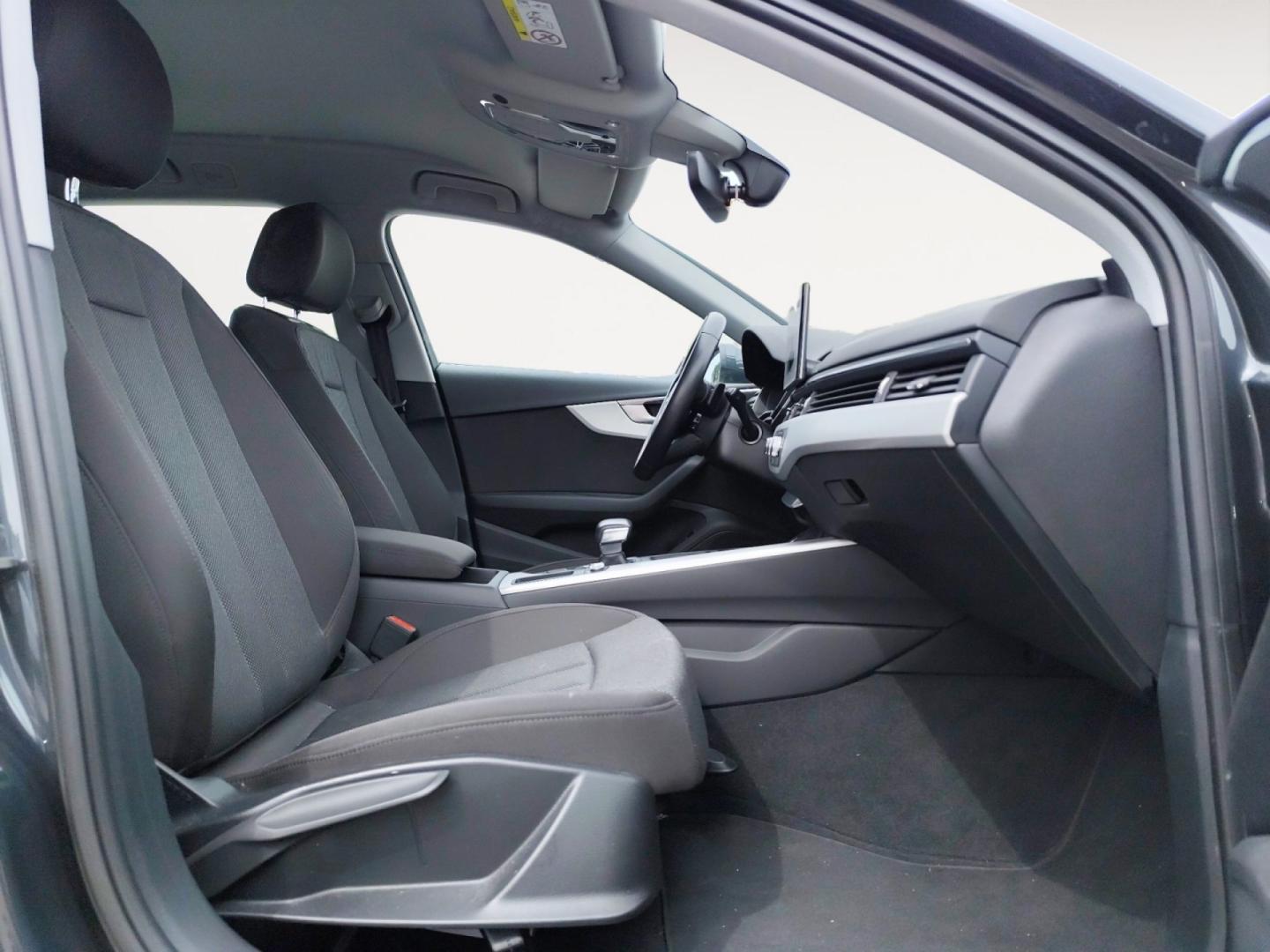 Audi A4 Avant Advanced 30 TDI 100kW S tronic