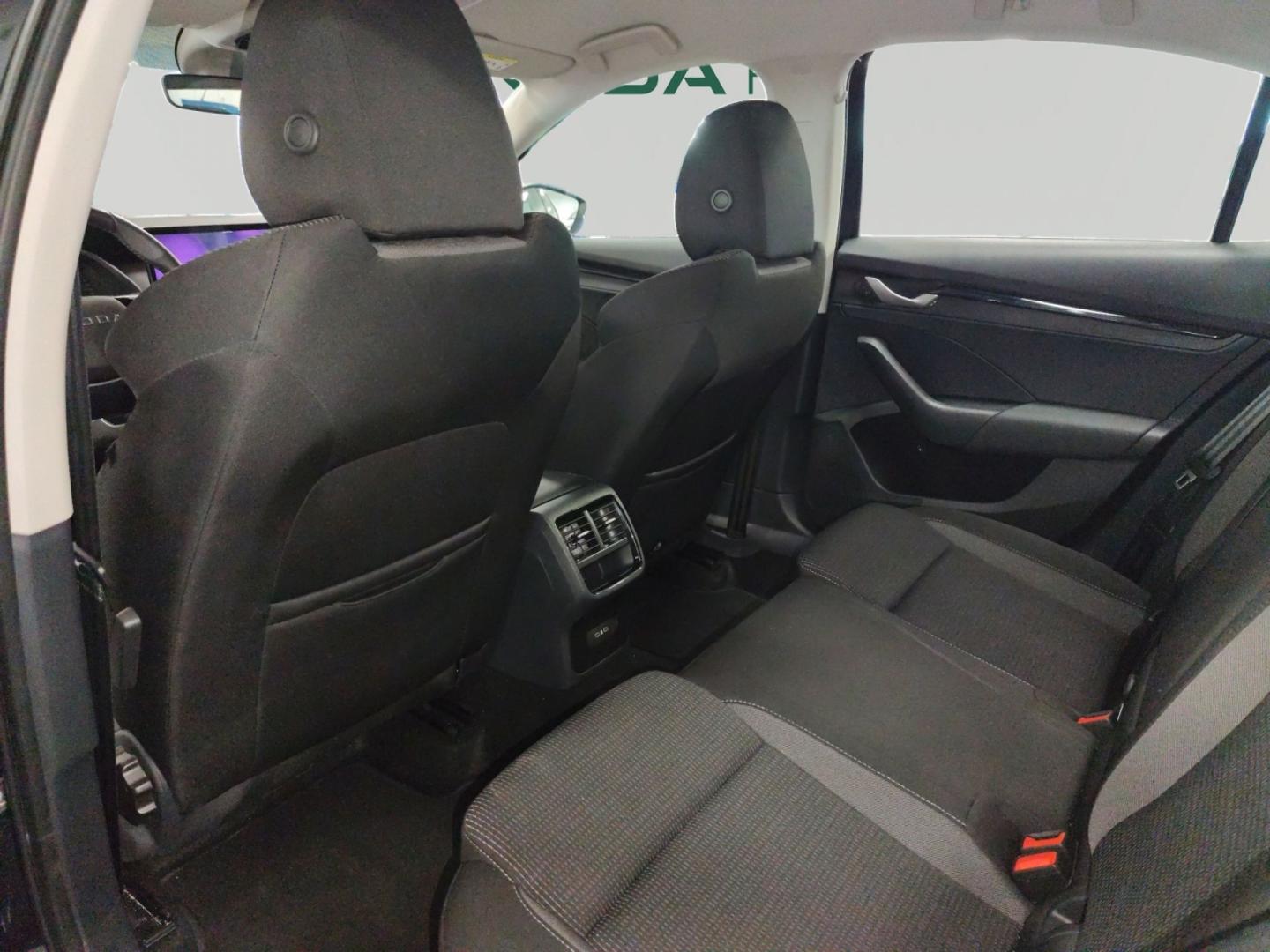 Skoda Octavia 1.5 TSI 110kW(150CV) m-HEV DSG Selection