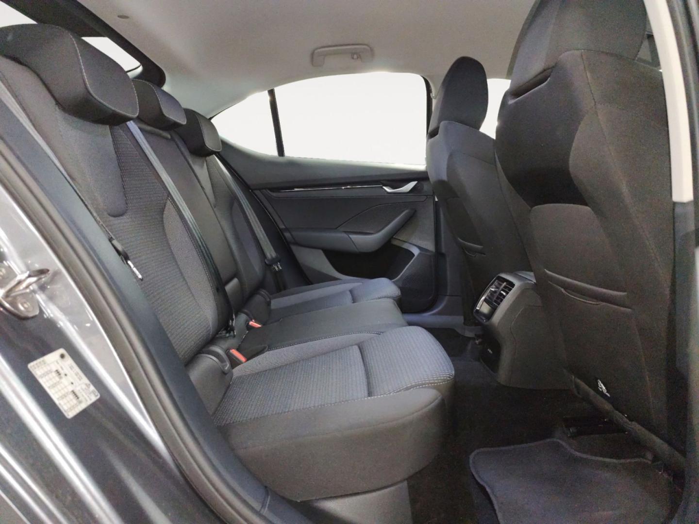 Skoda Octavia 1.5 TSI 110kW(150CV) m-HEV DSG Selection
