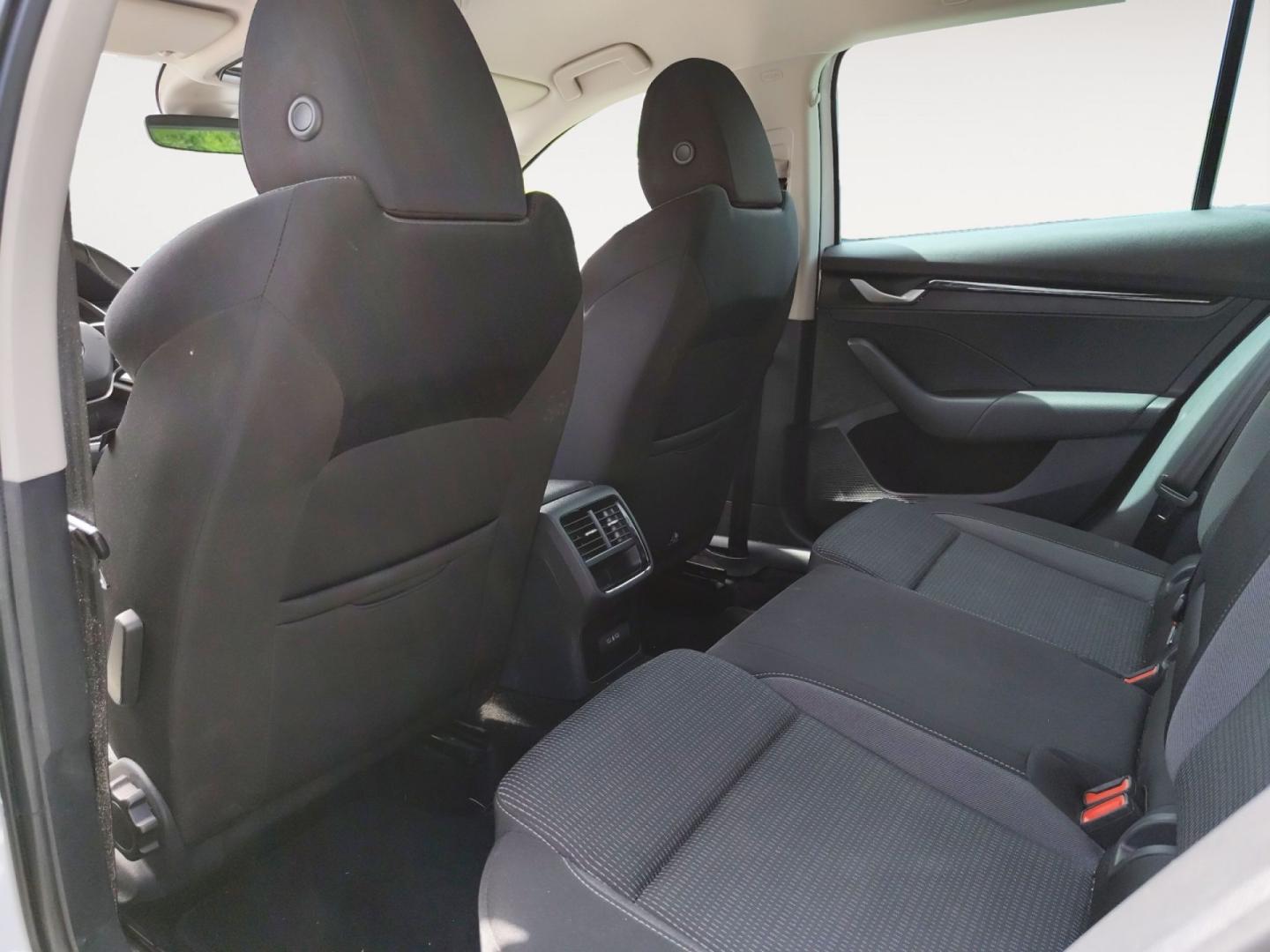 Skoda Octavia Combi 1.5 TSI 110kW DSG m-HEV Selection