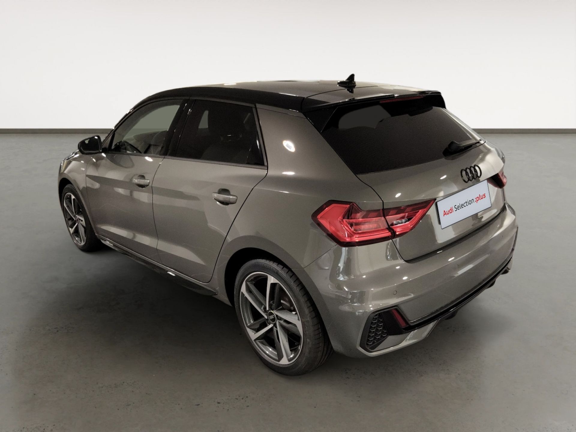 Audi A1 Sportback Adrenal Black 30TFSI 85kW S tr