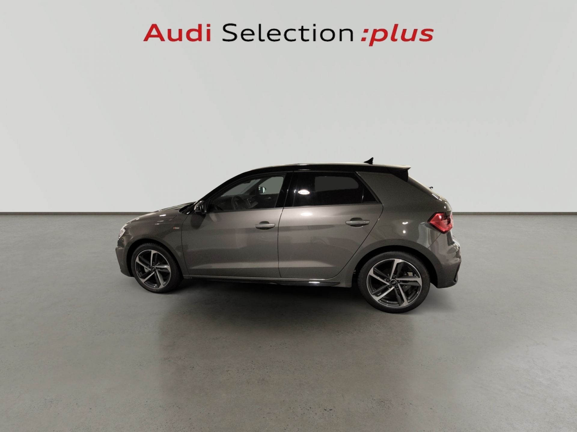 Audi A1 Sportback Adrenal Black 30TFSI 85kW S tr