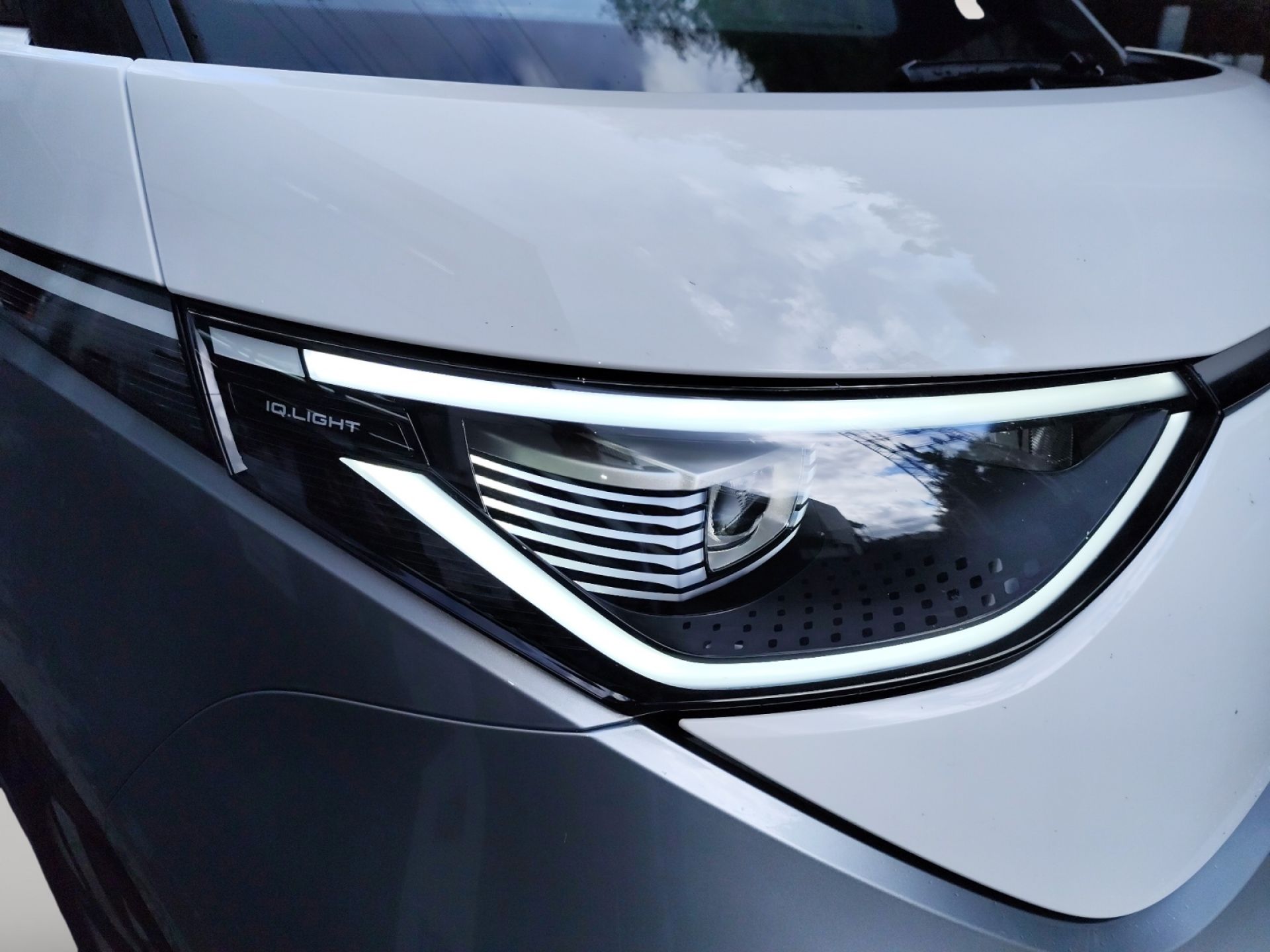 Volkswagen ID. BUZZ Pro 5 asientos 210kW (286CV)