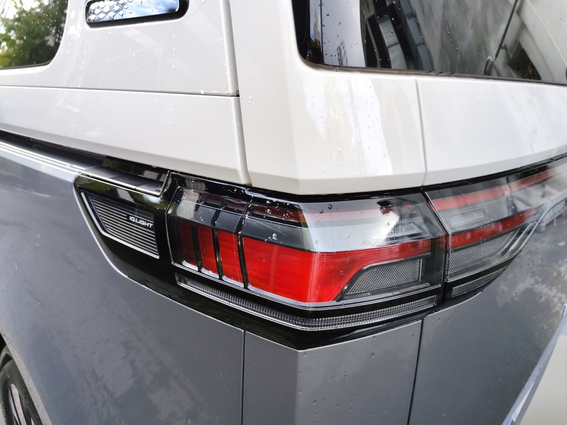 Volkswagen ID. BUZZ Pro 5 asientos 210kW (286CV)