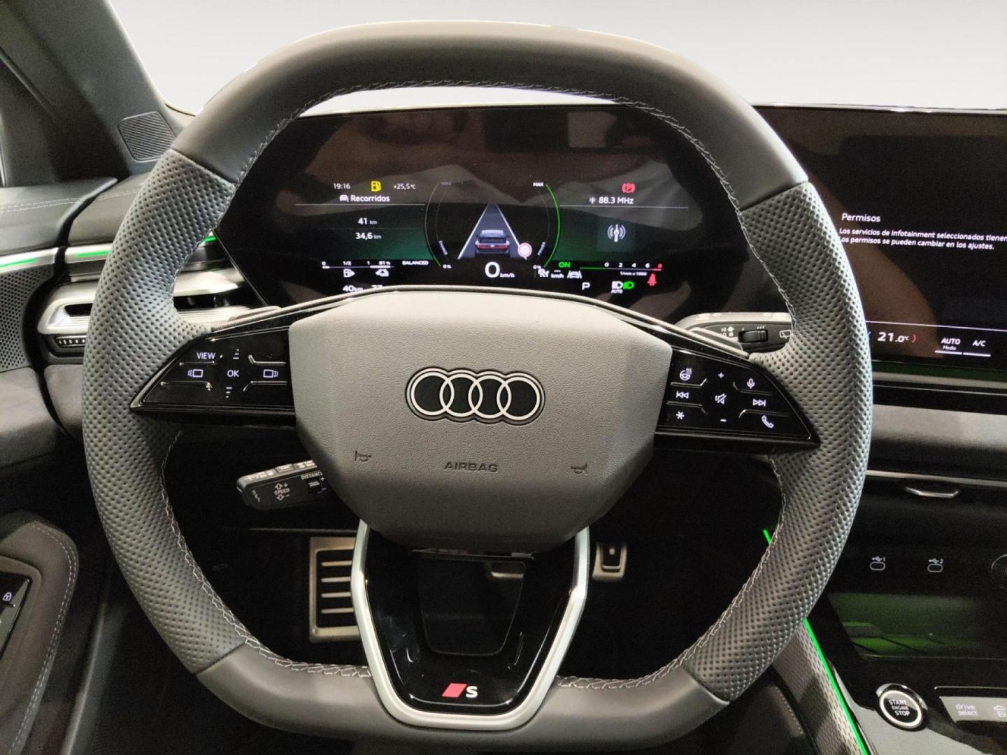 Audi A6 e-hybrid quattro 220kW Black Line