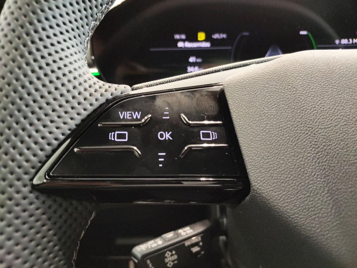 Audi A6 e-hybrid quattro 220kW Black Line