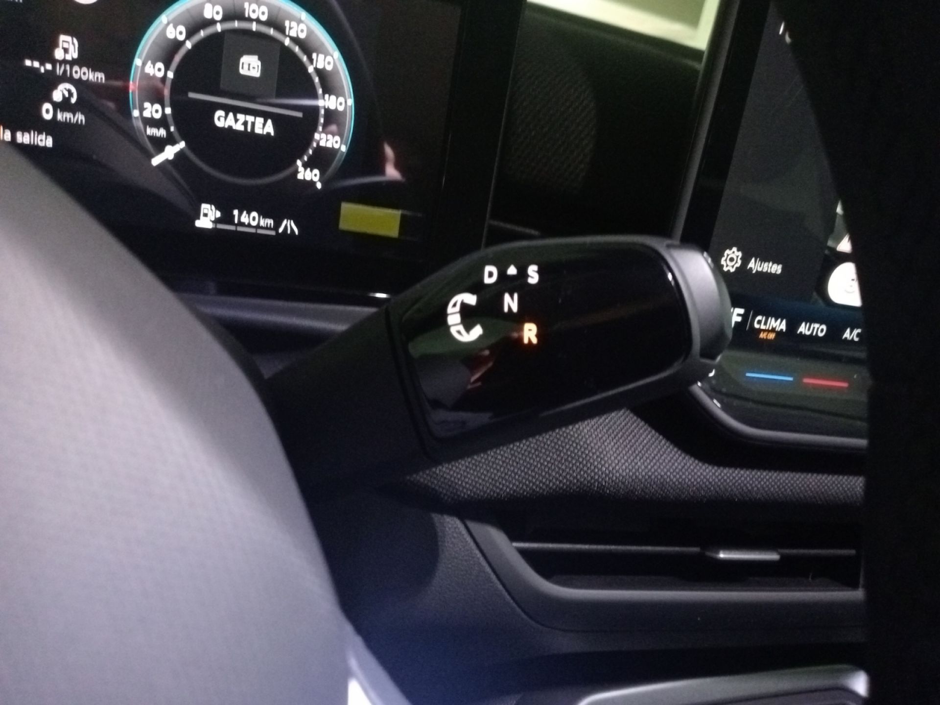 Volkswagen T-Roc Mas 1.5 eTSI 85KW (116CV) DSG