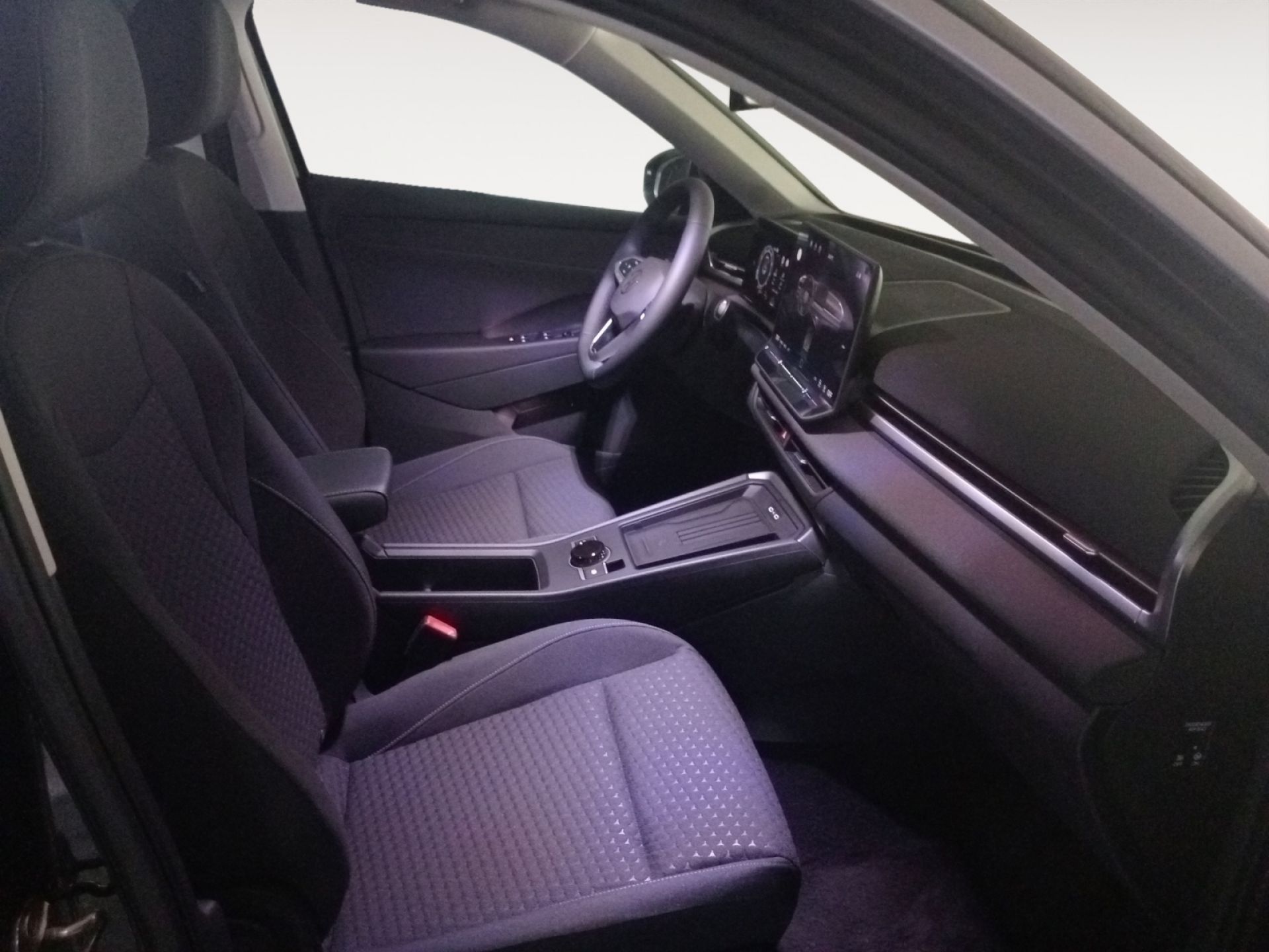Volkswagen T-Roc Mas 1.5 eTSI 85KW (116CV) DSG