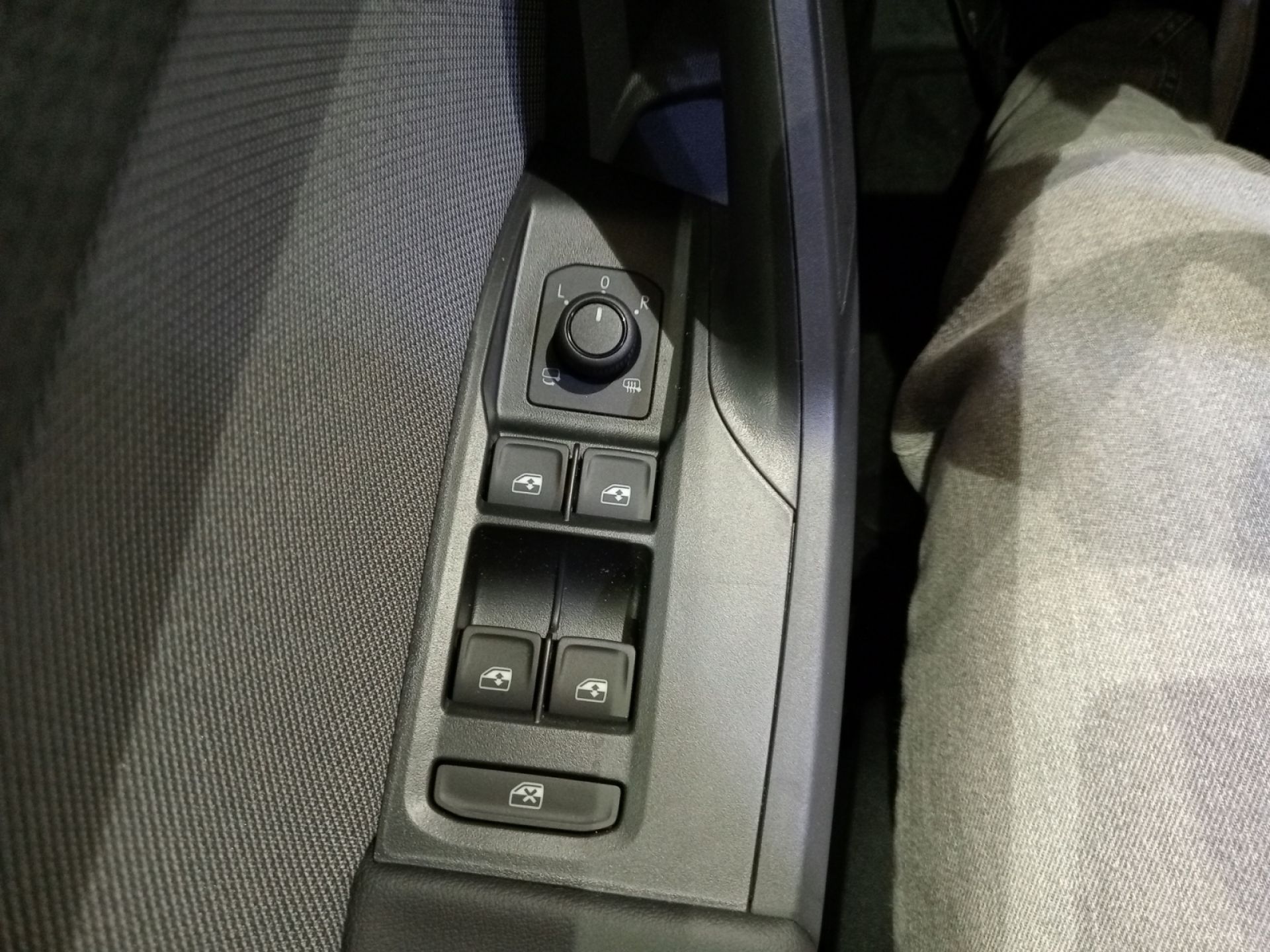 SEAT Nuevo León 2.0 TDI 85kW Style XL MY26.5