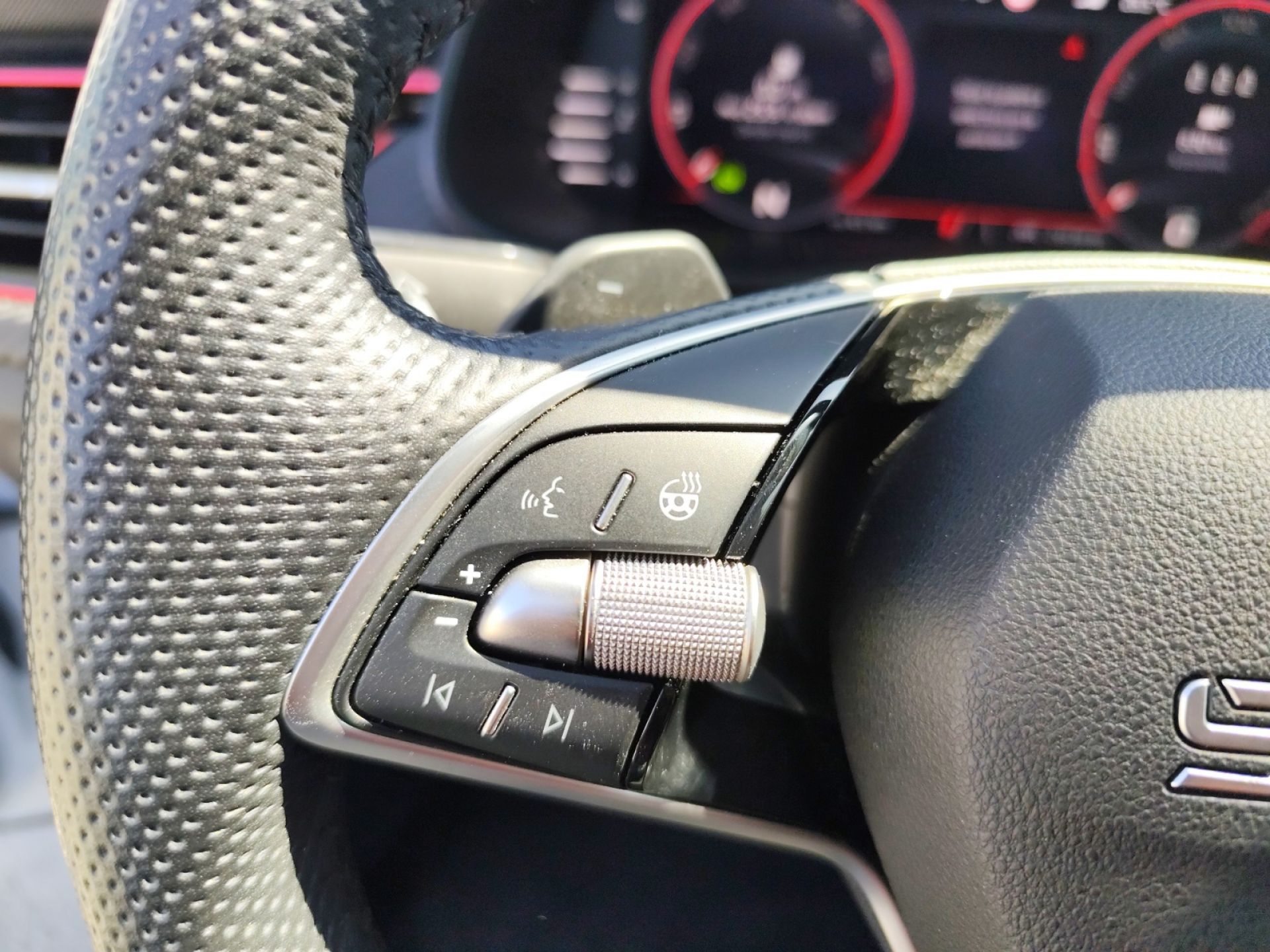 Skoda Kamiq 1.0 TSI 85kW (115CV) DSG MONTE CARLO