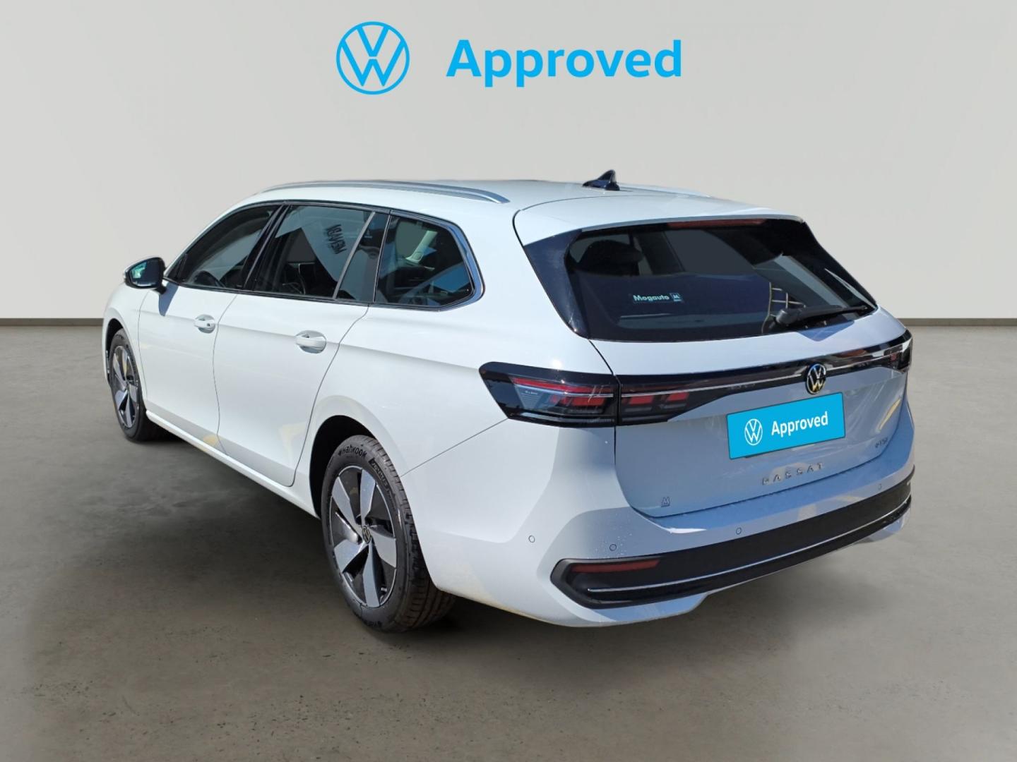Volkswagen Passat Business 1.5 eTSI 110kW (150CV) Automático DSG 7 vel.