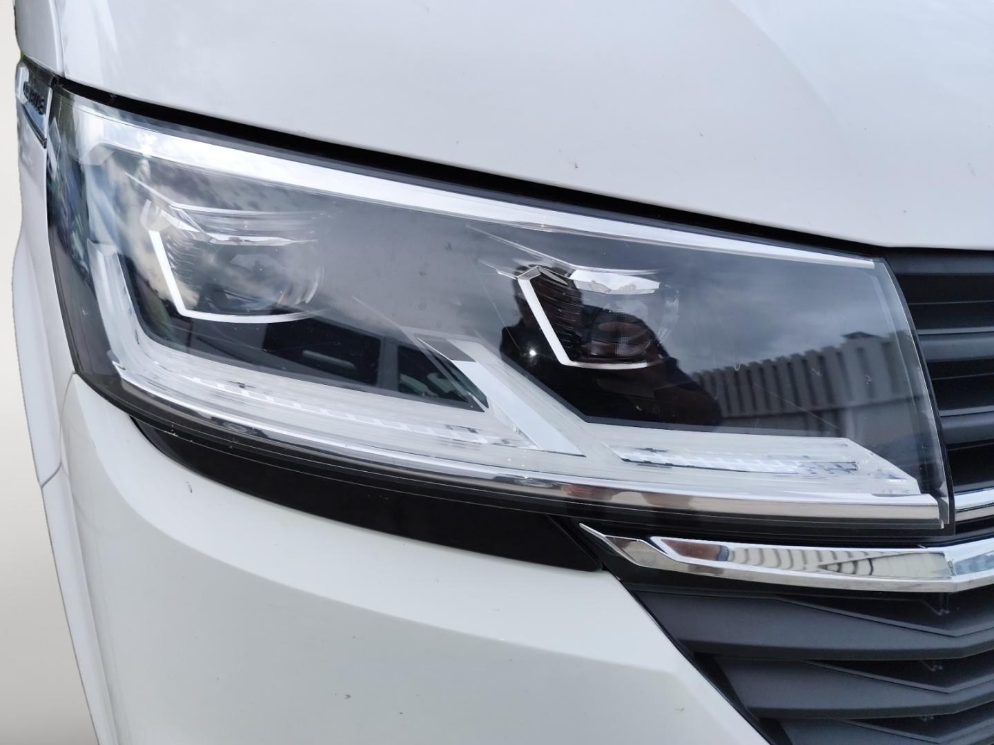 Volkswagen Caravelle Premium Larga 2.0 TDI 110kW BMT DSG