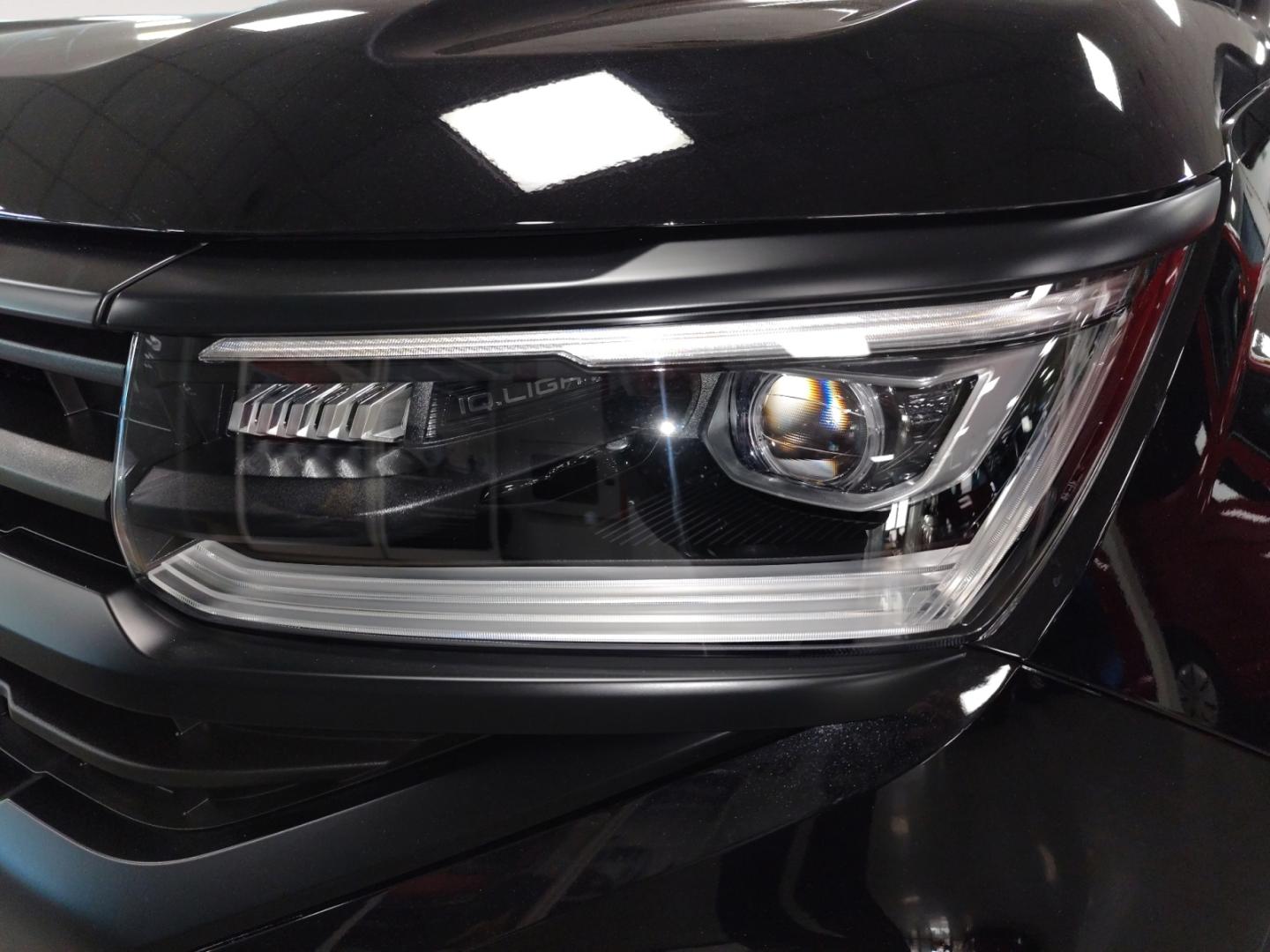 Volkswagen Amarok Dark Label Cabina Doble V6 3.0 TDI 177kW Auto