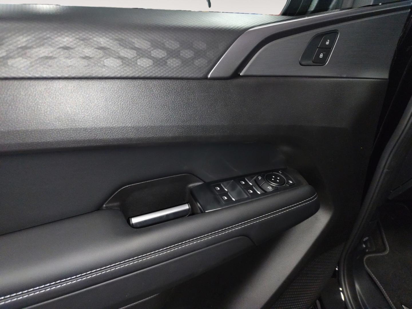 Volkswagen Amarok Dark Label Cabina Doble V6 3.0 TDI 177kW Auto