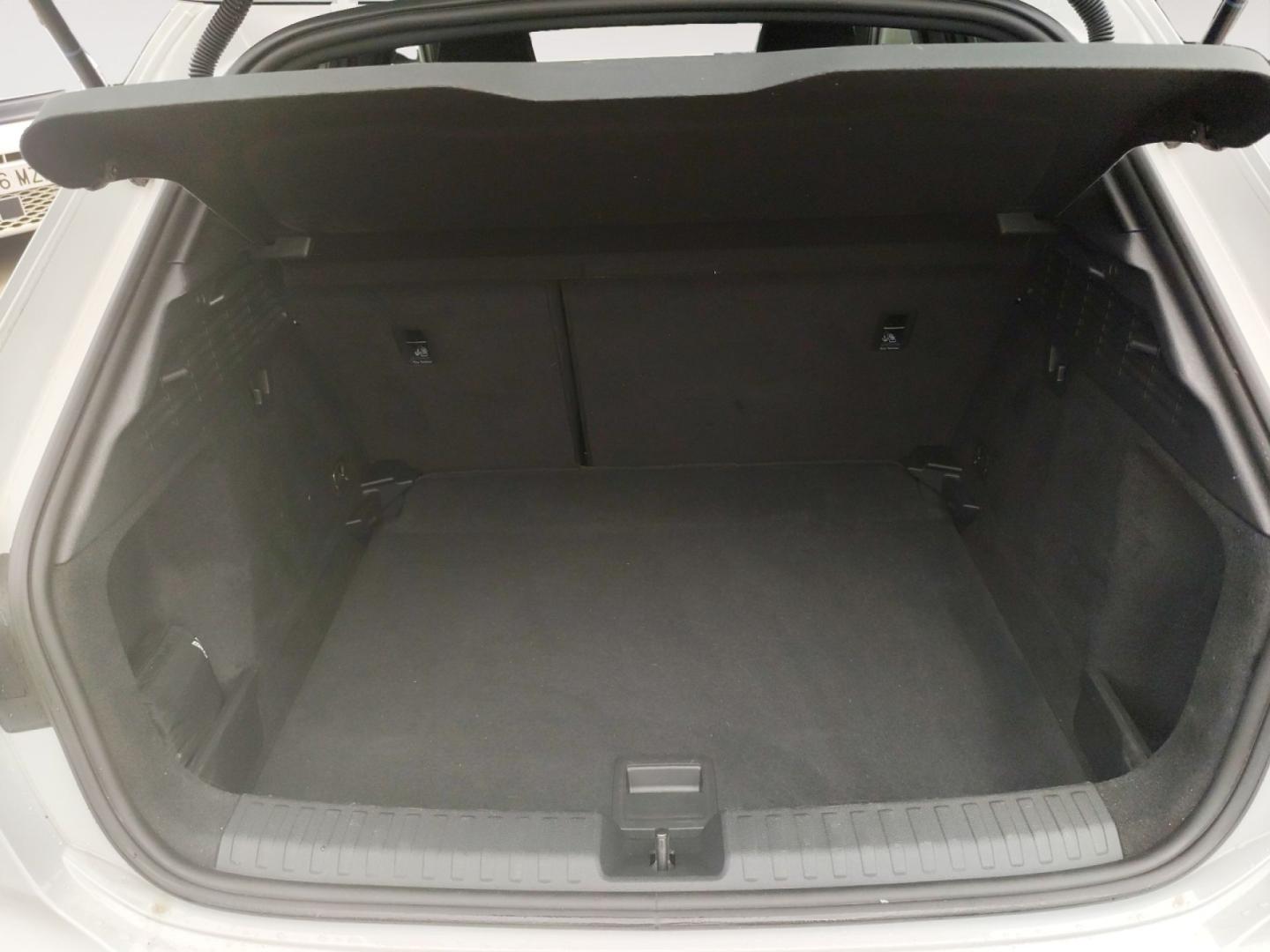 Audi A3 Sportback Black line 35 TFSI 110kW S tro