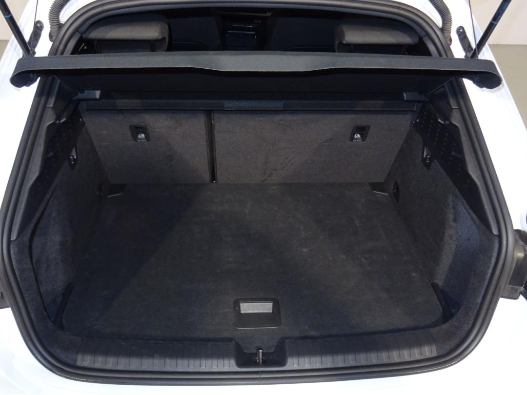 Audi A3 Sportback Black line 35 TFSI 110kW S tro