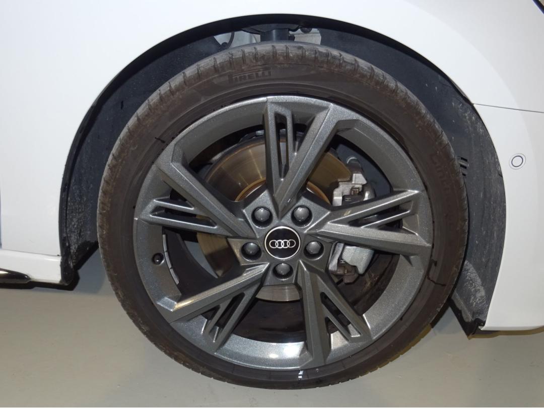 Audi A3 Sportback Black line 35 TFSI 110kW S tro